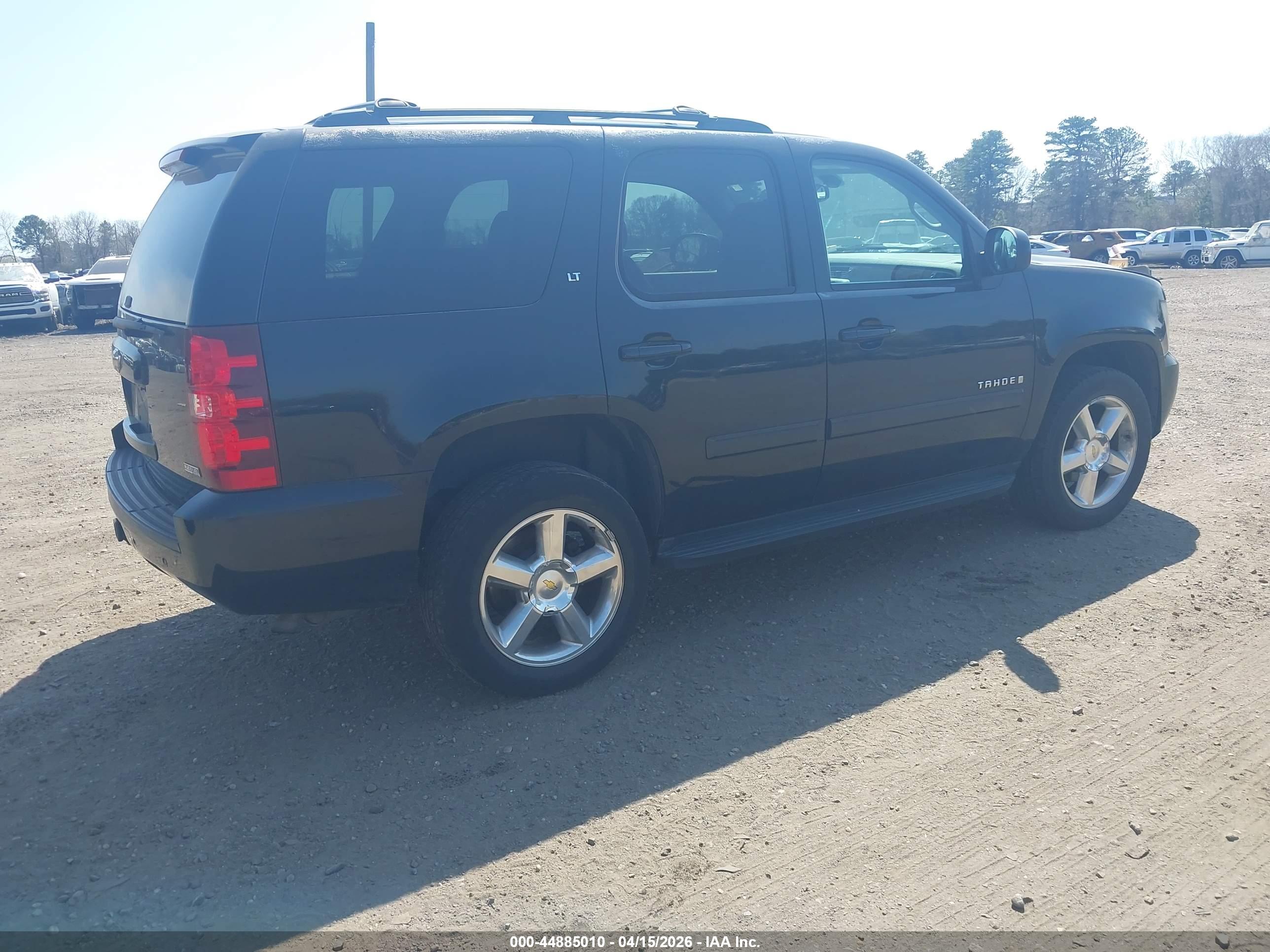 CHEVROLET TAHOE image 4