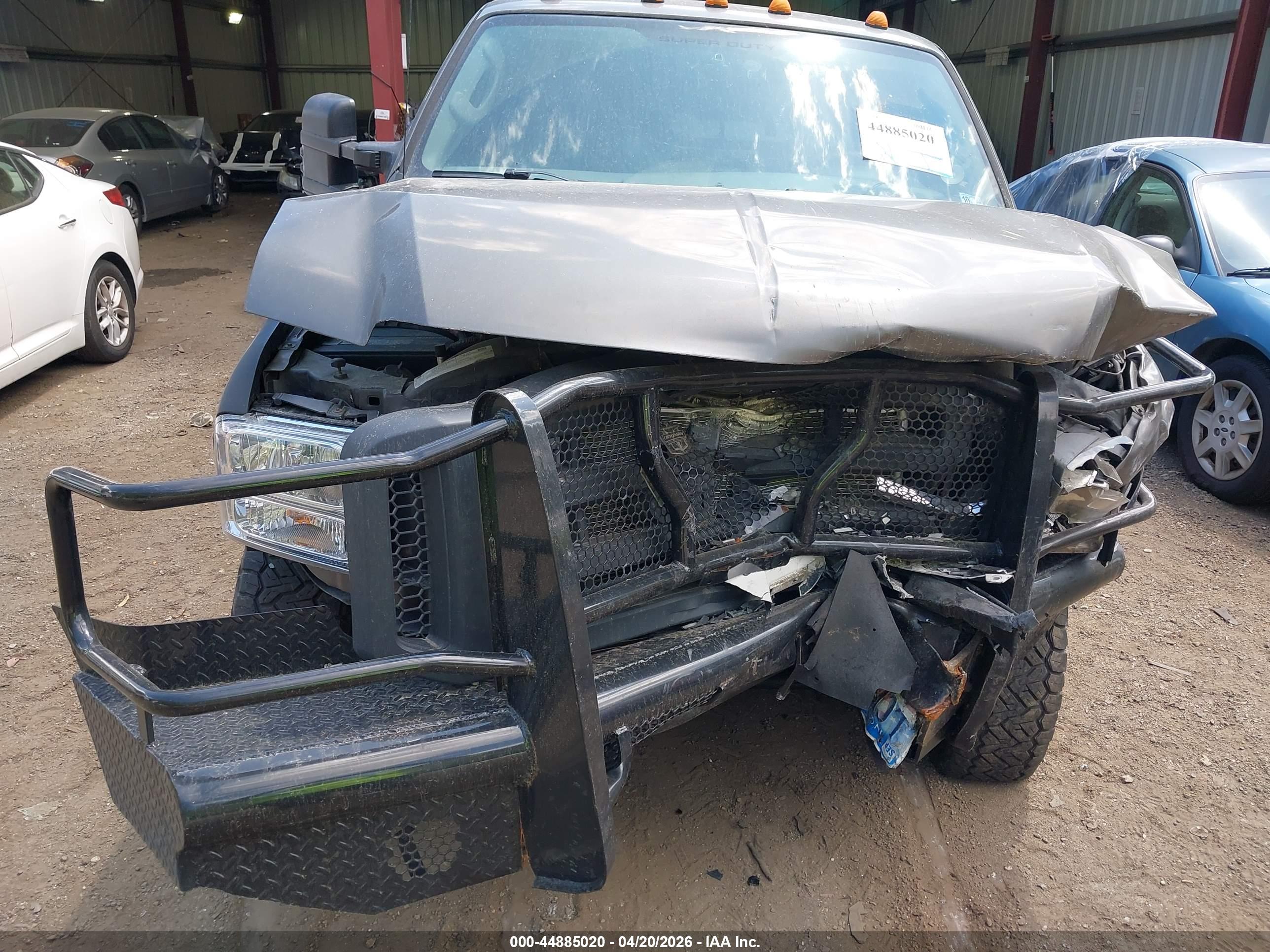 FORD F-250 image 10