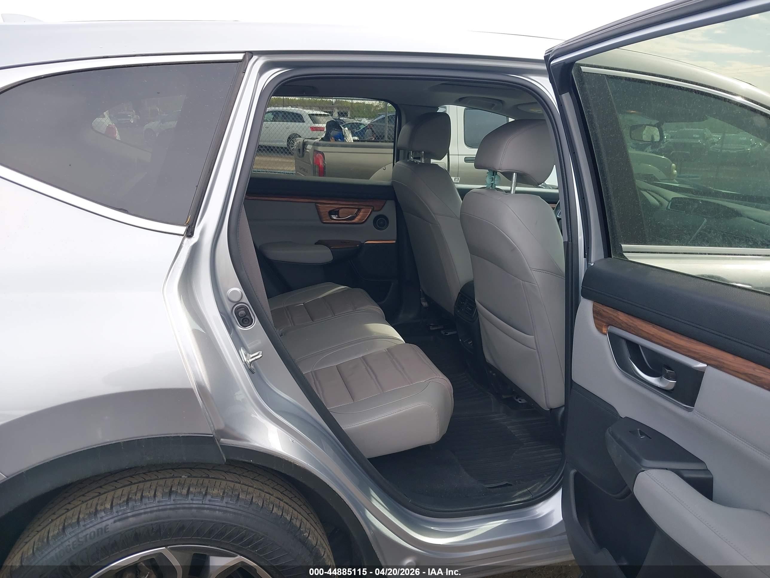 HONDA CR-V image 8