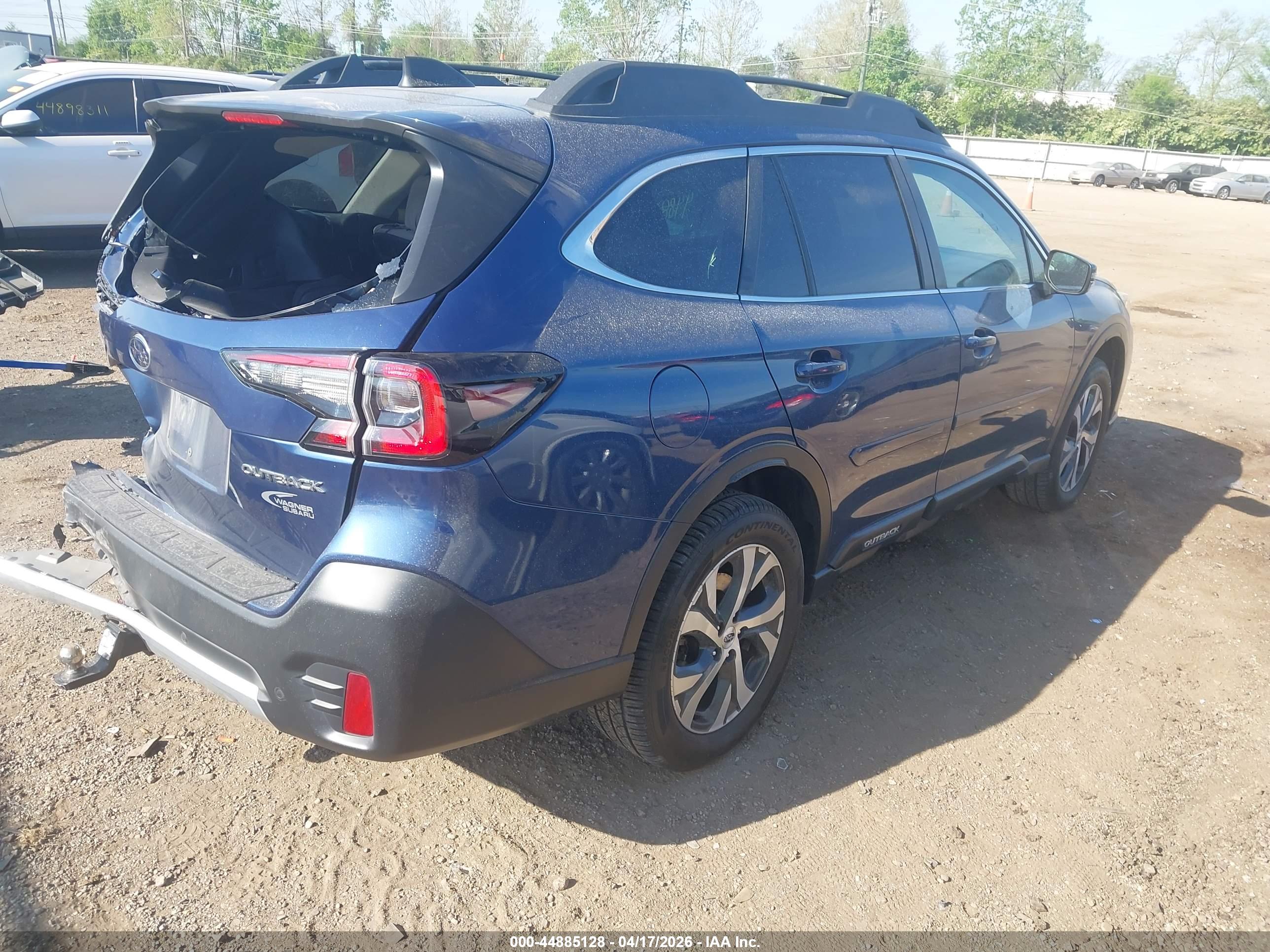SUBARU OUTBACK image 4