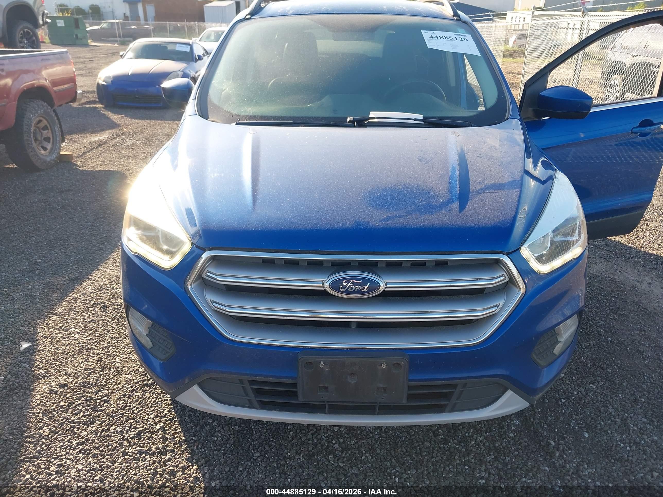 FORD ESCAPE image 6