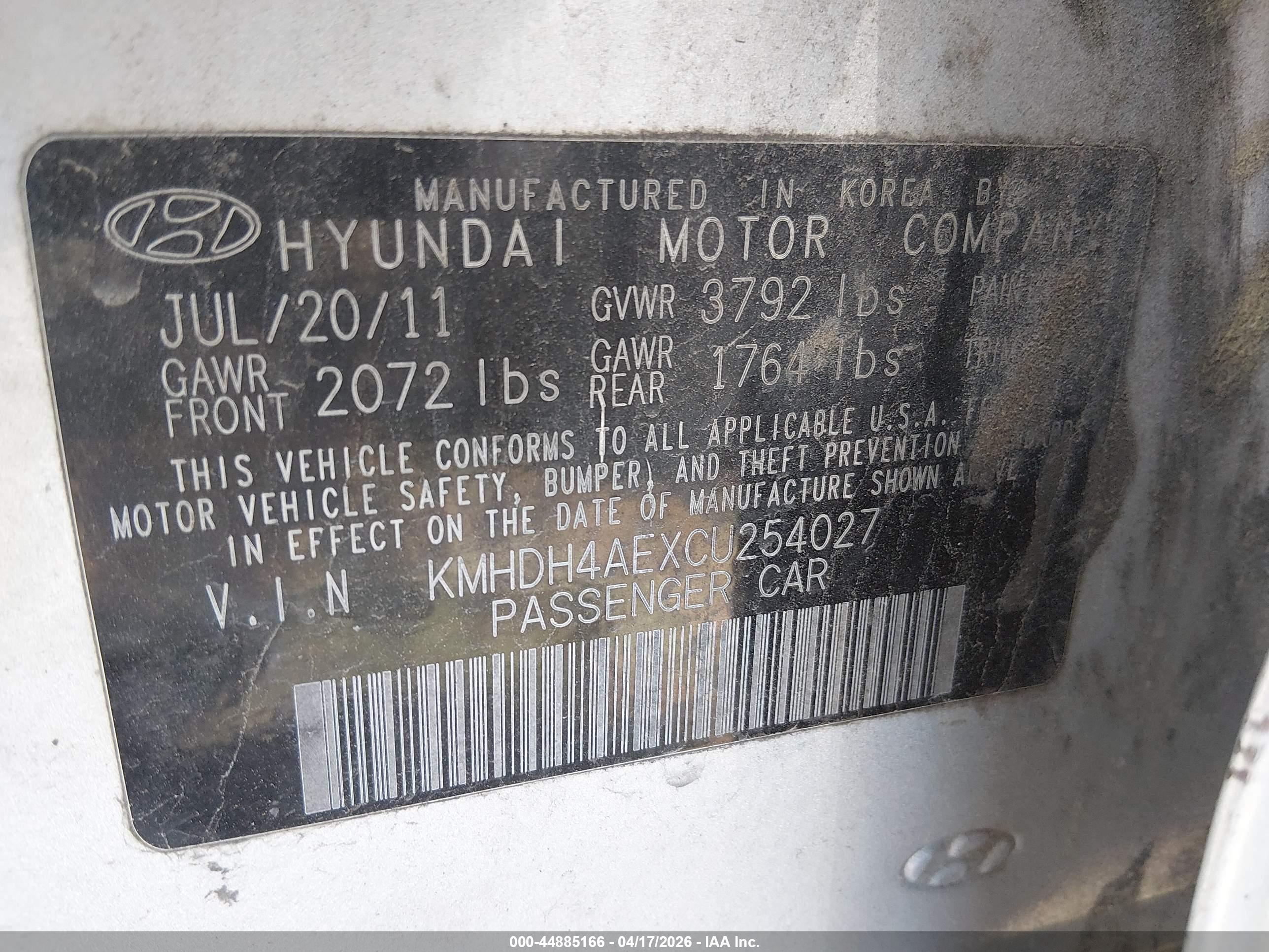 HYUNDAI ELANTRA image 9