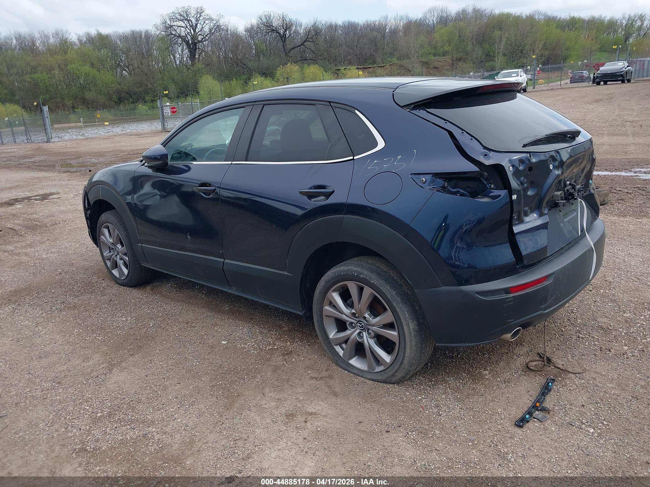 MAZDA CX-30 image 3