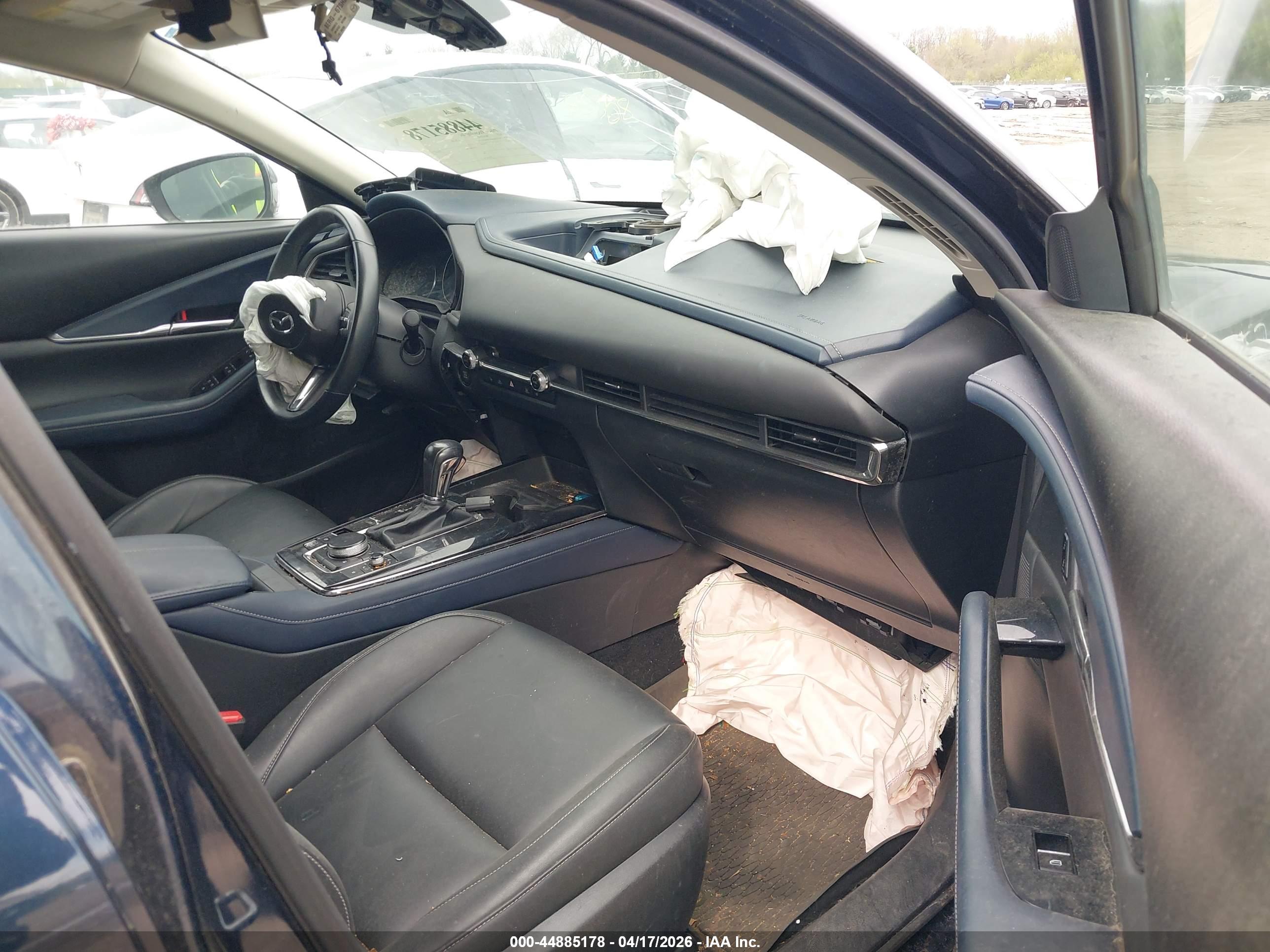 MAZDA CX-30 image 5