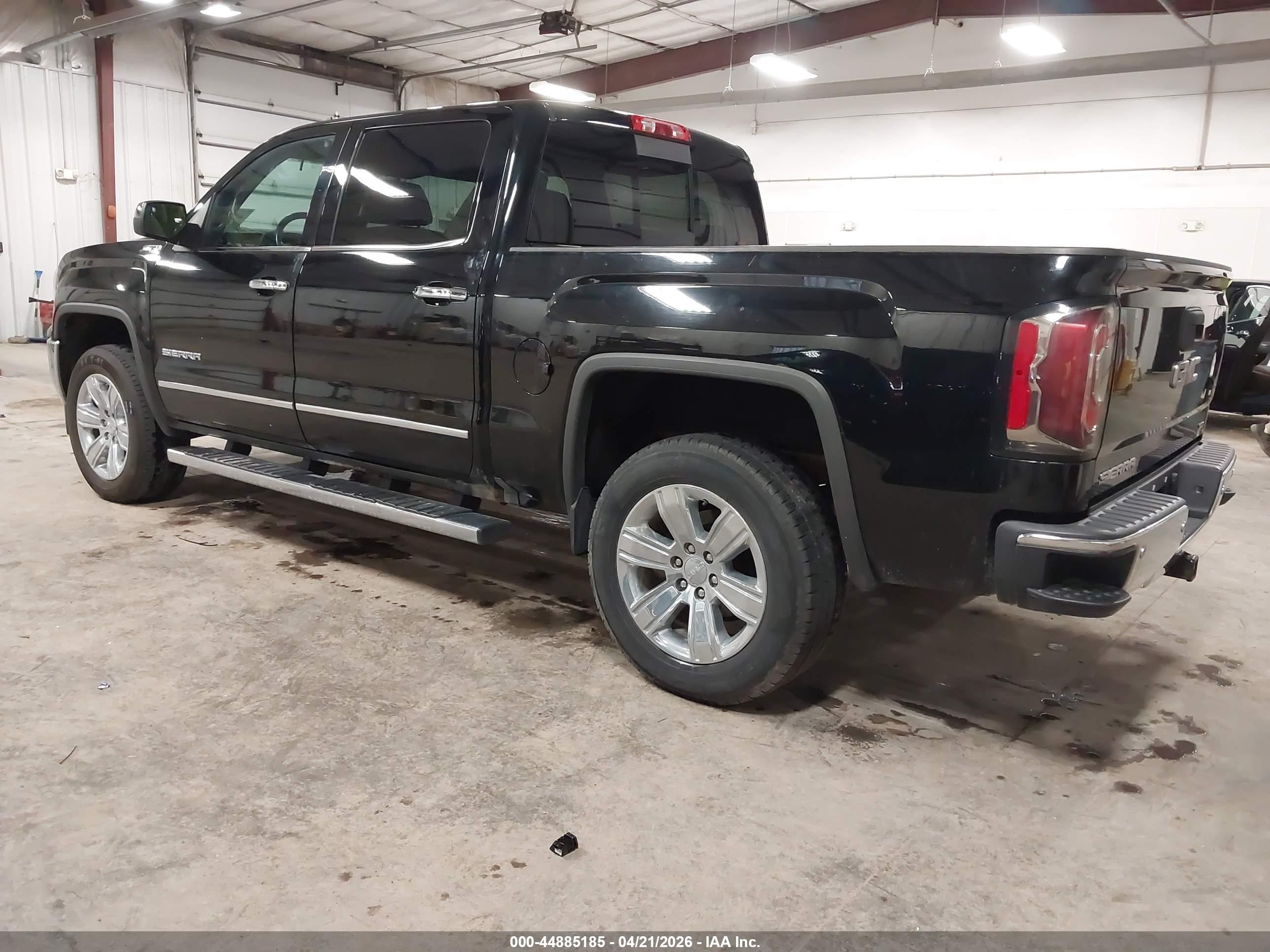 GMC SIERRA image 3
