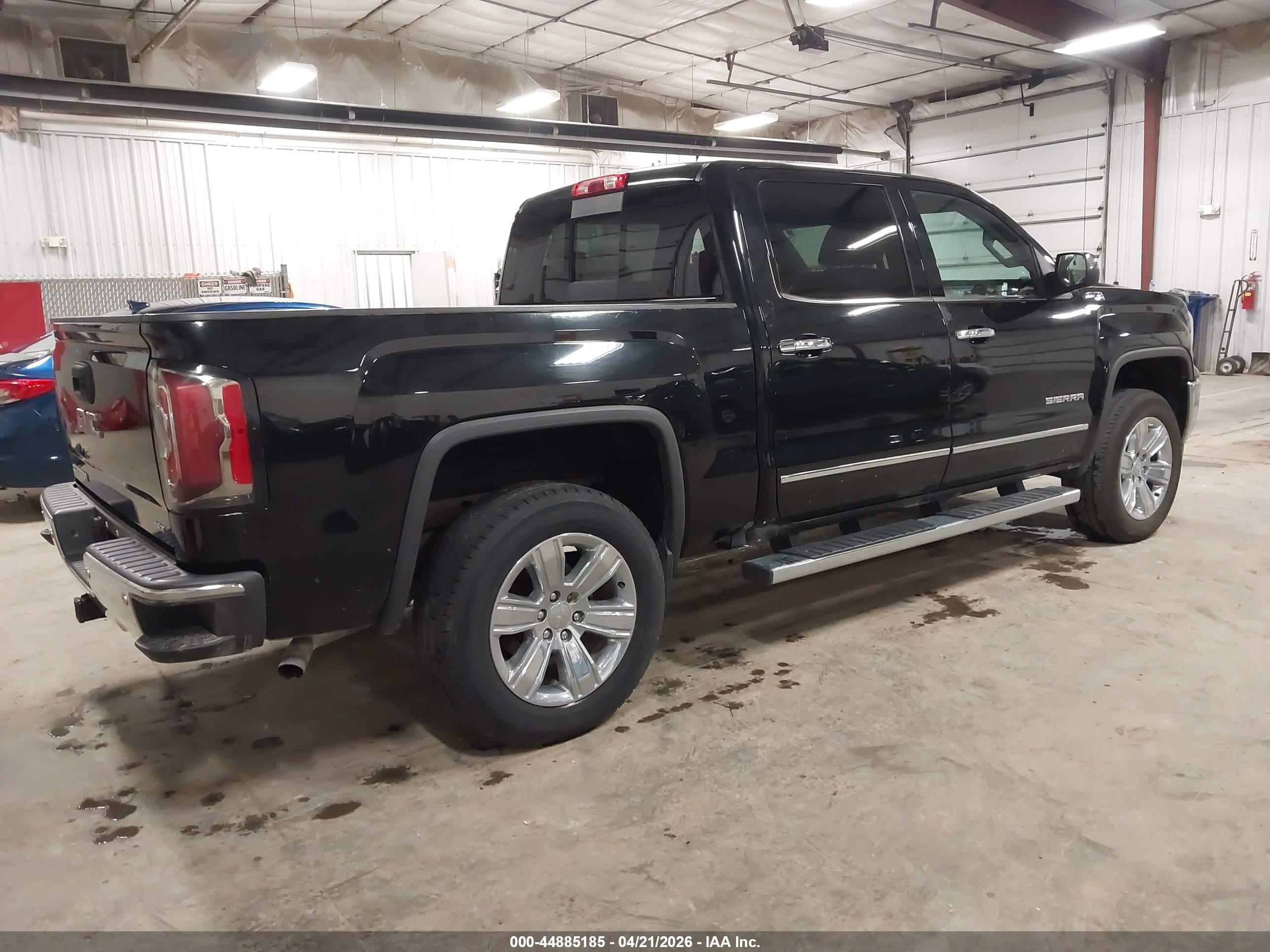 GMC SIERRA image 4