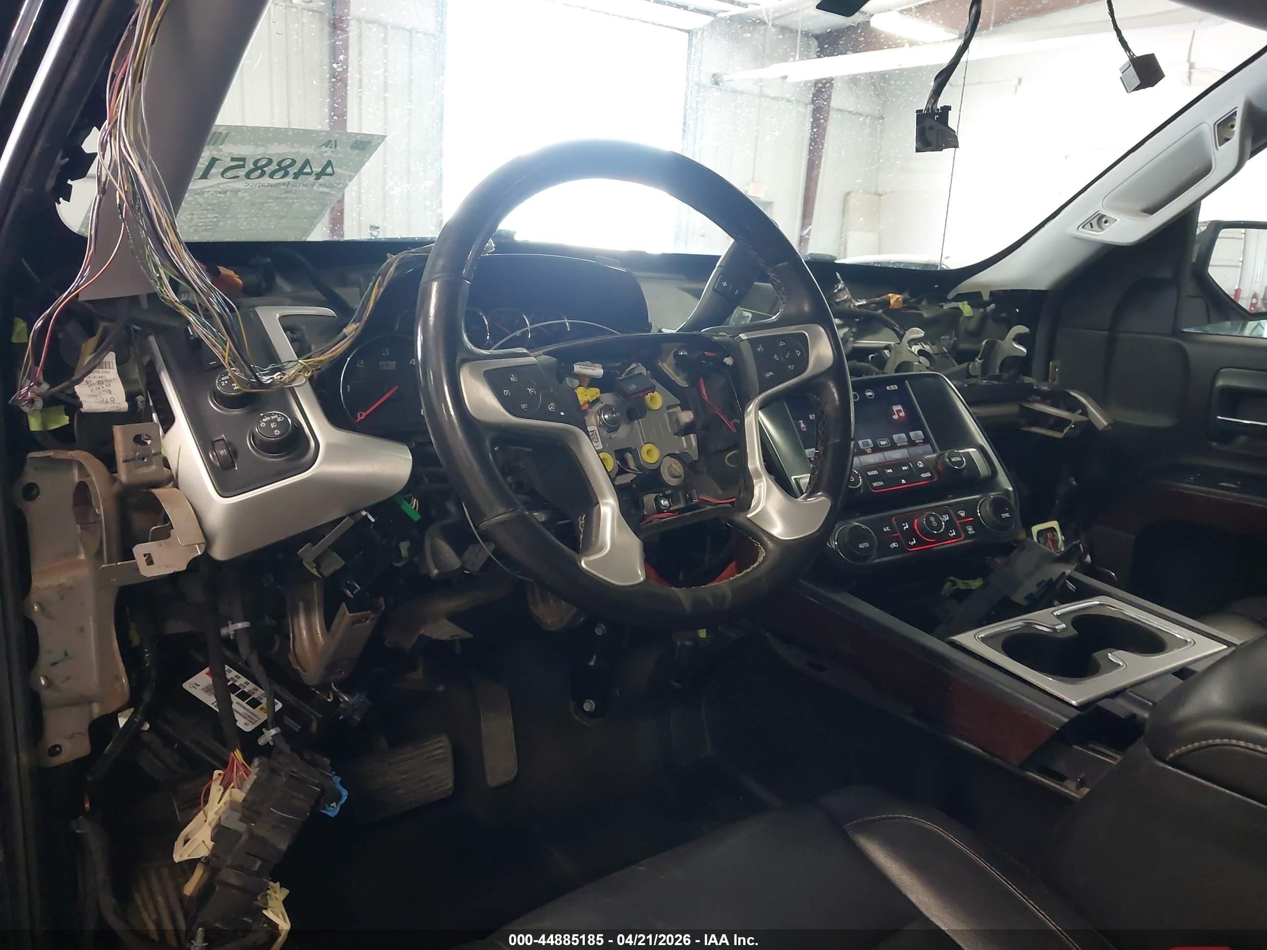 GMC SIERRA image 6