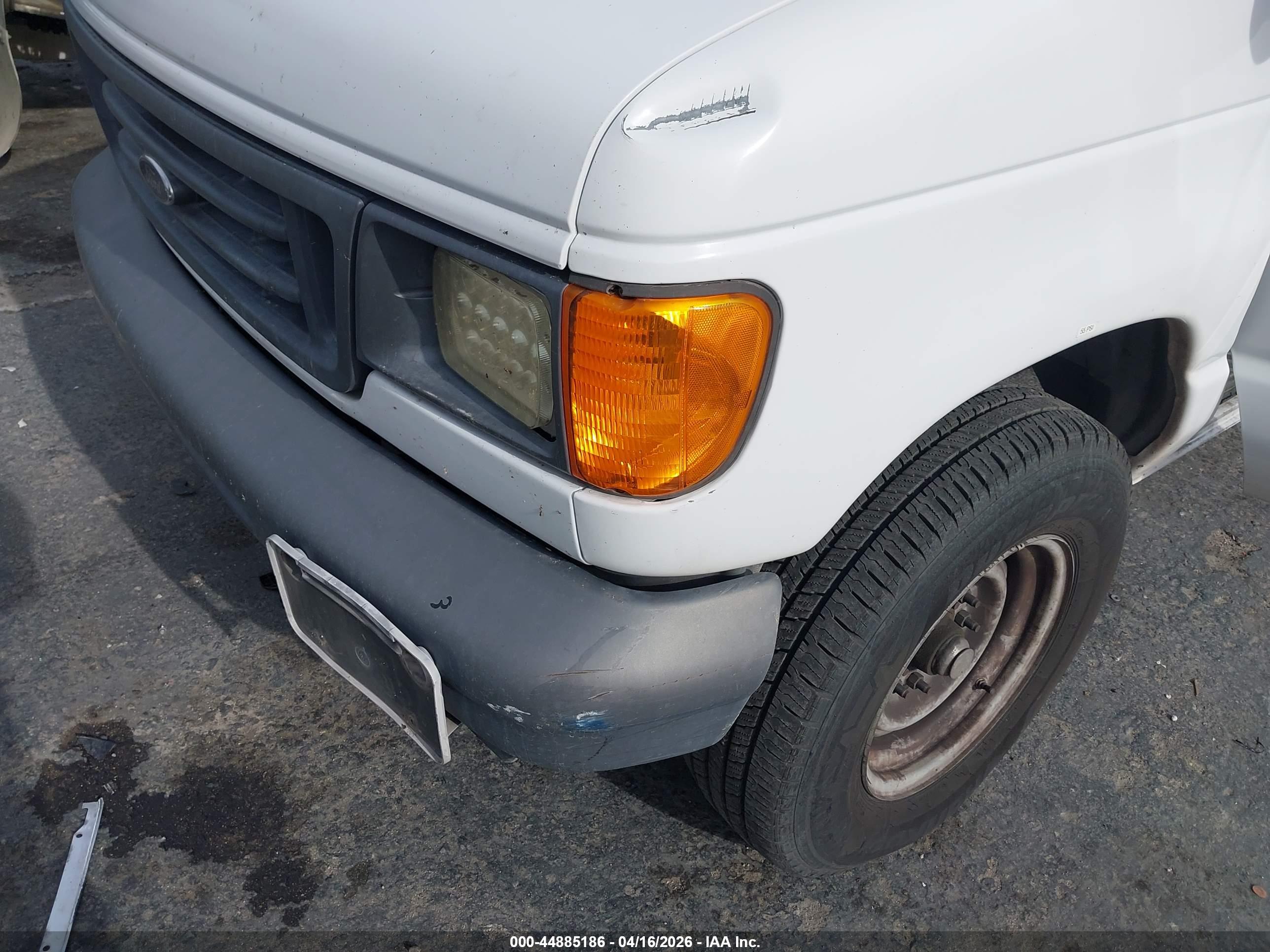 FORD E-350 image 6