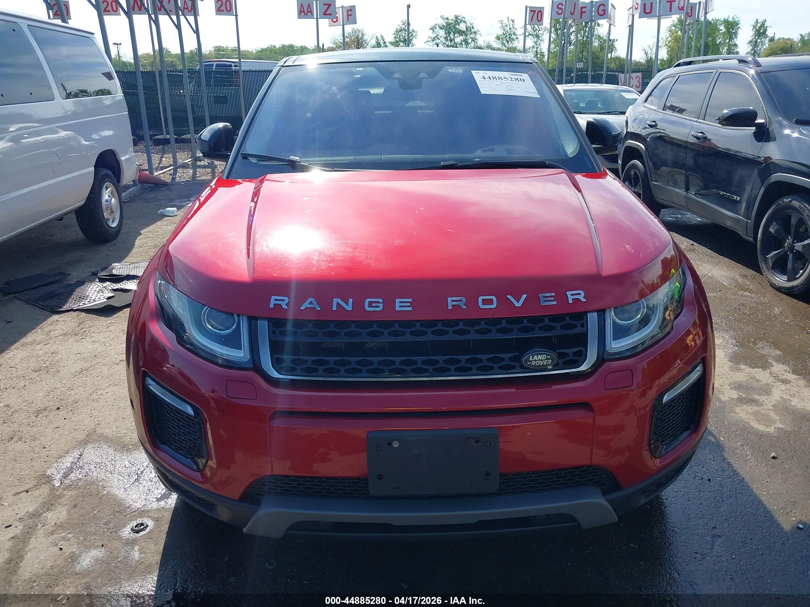 LAND ROVER image 6