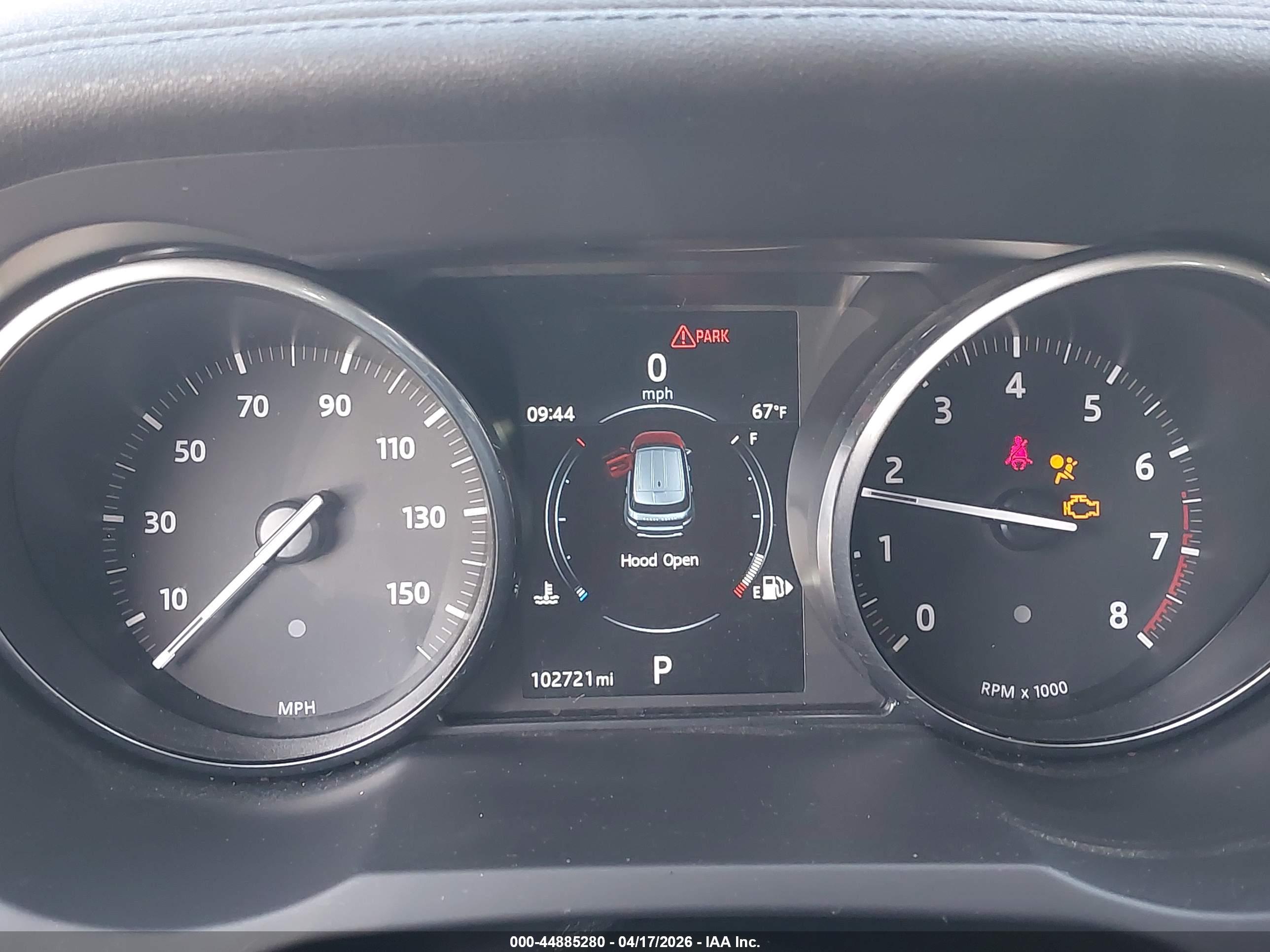 LAND ROVER image 7