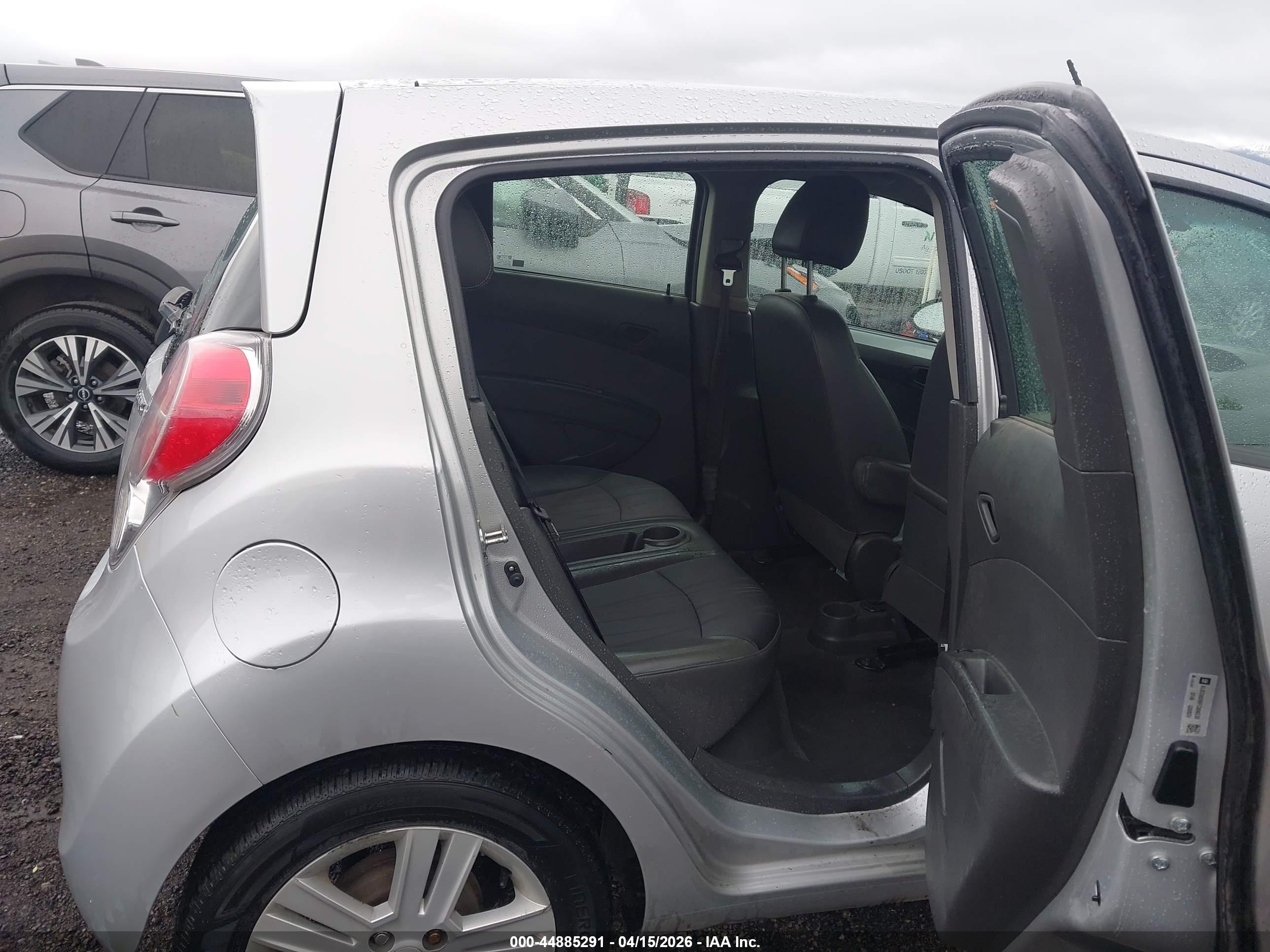 CHEVROLET SPARK image 8