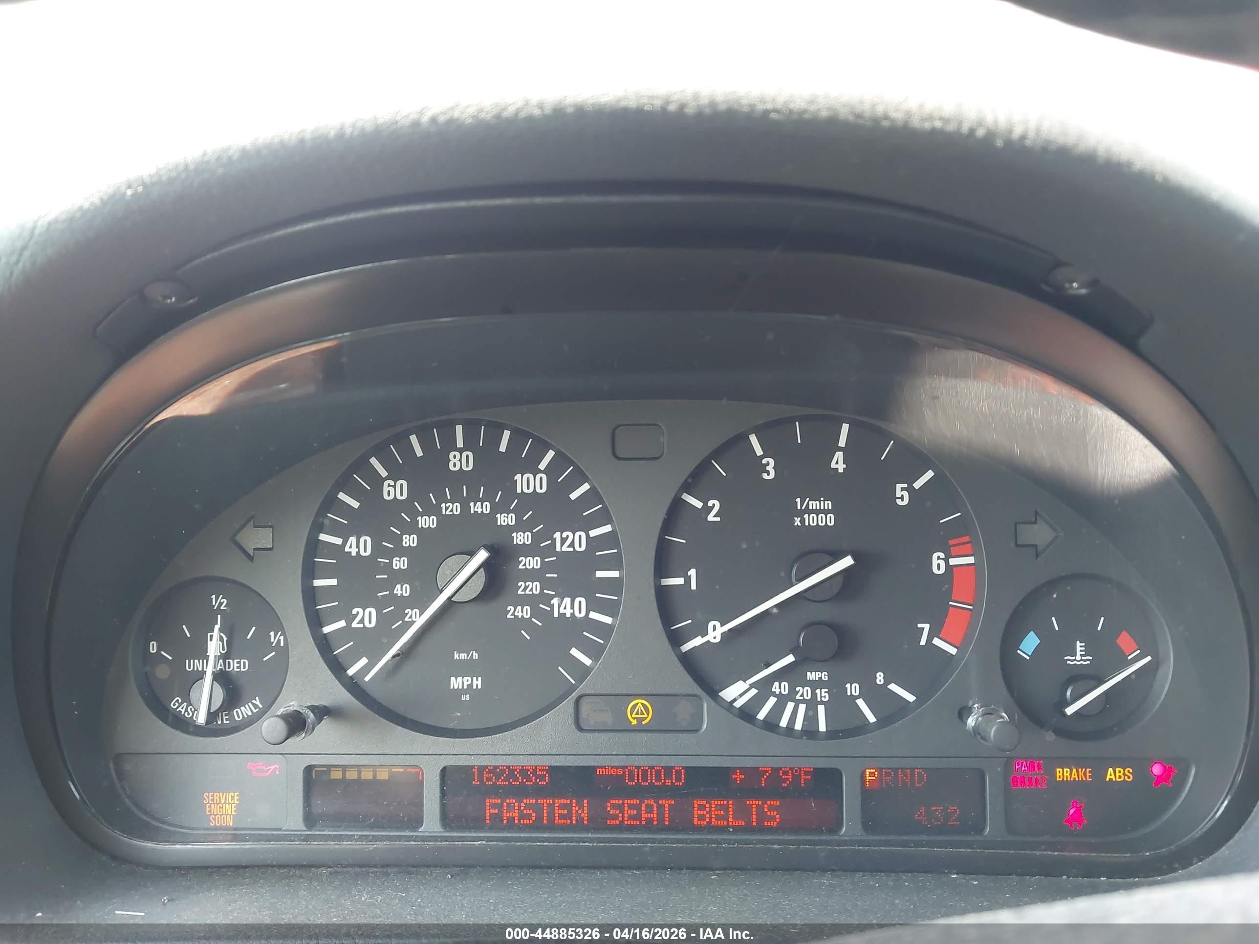 BMW 740IL image 7