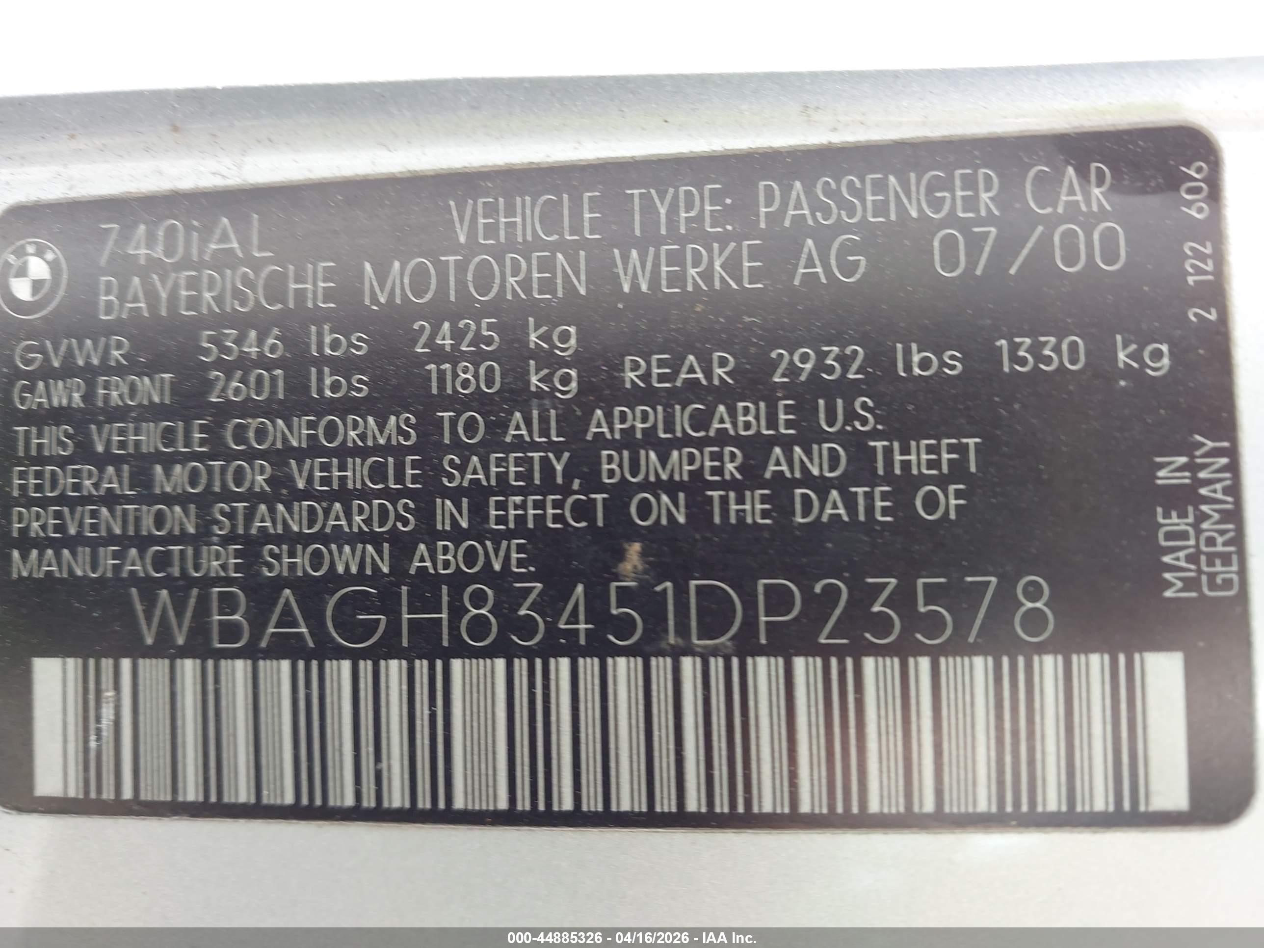 BMW 740IL image 9