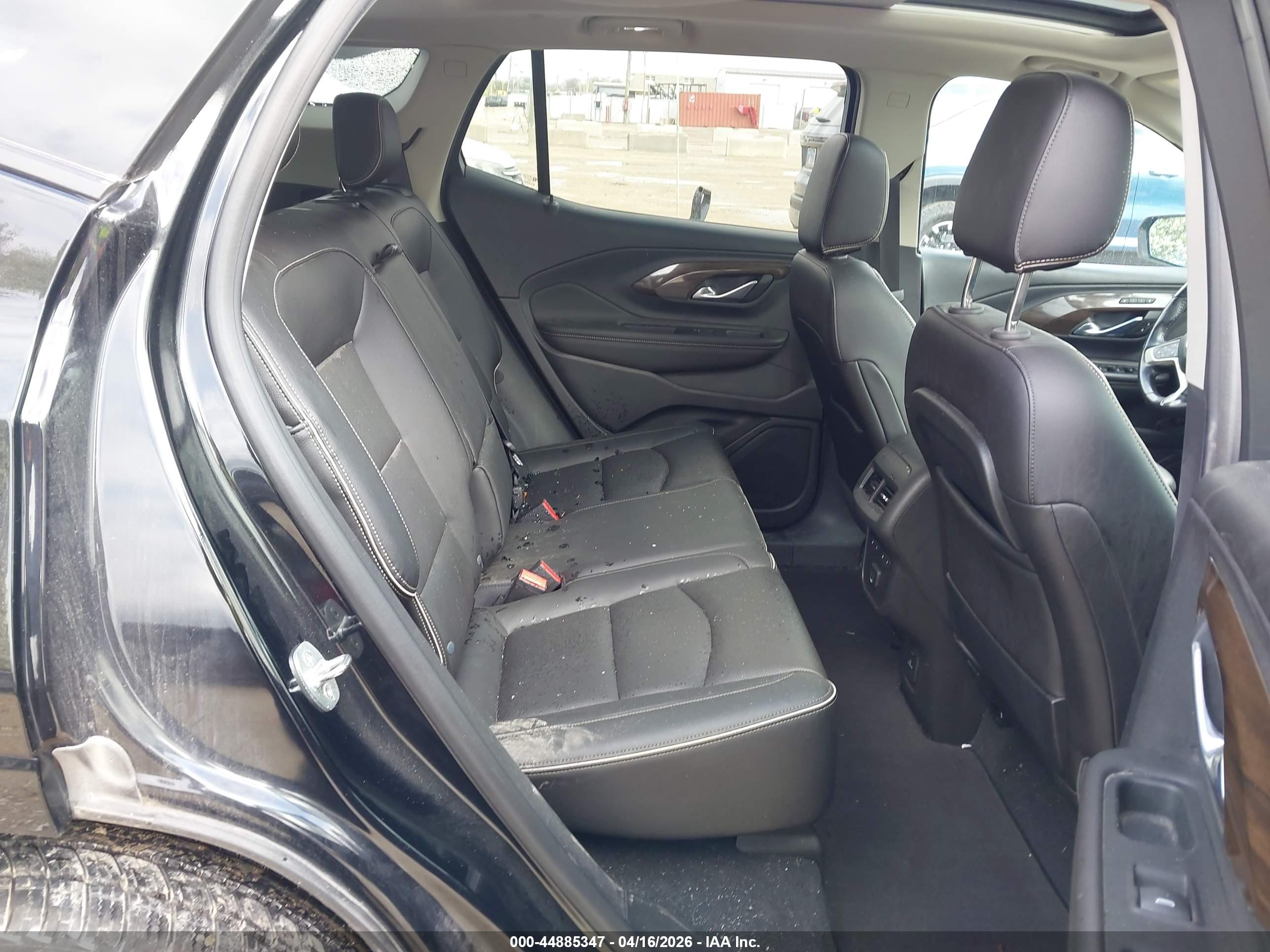 GMC TERRAIN image 8