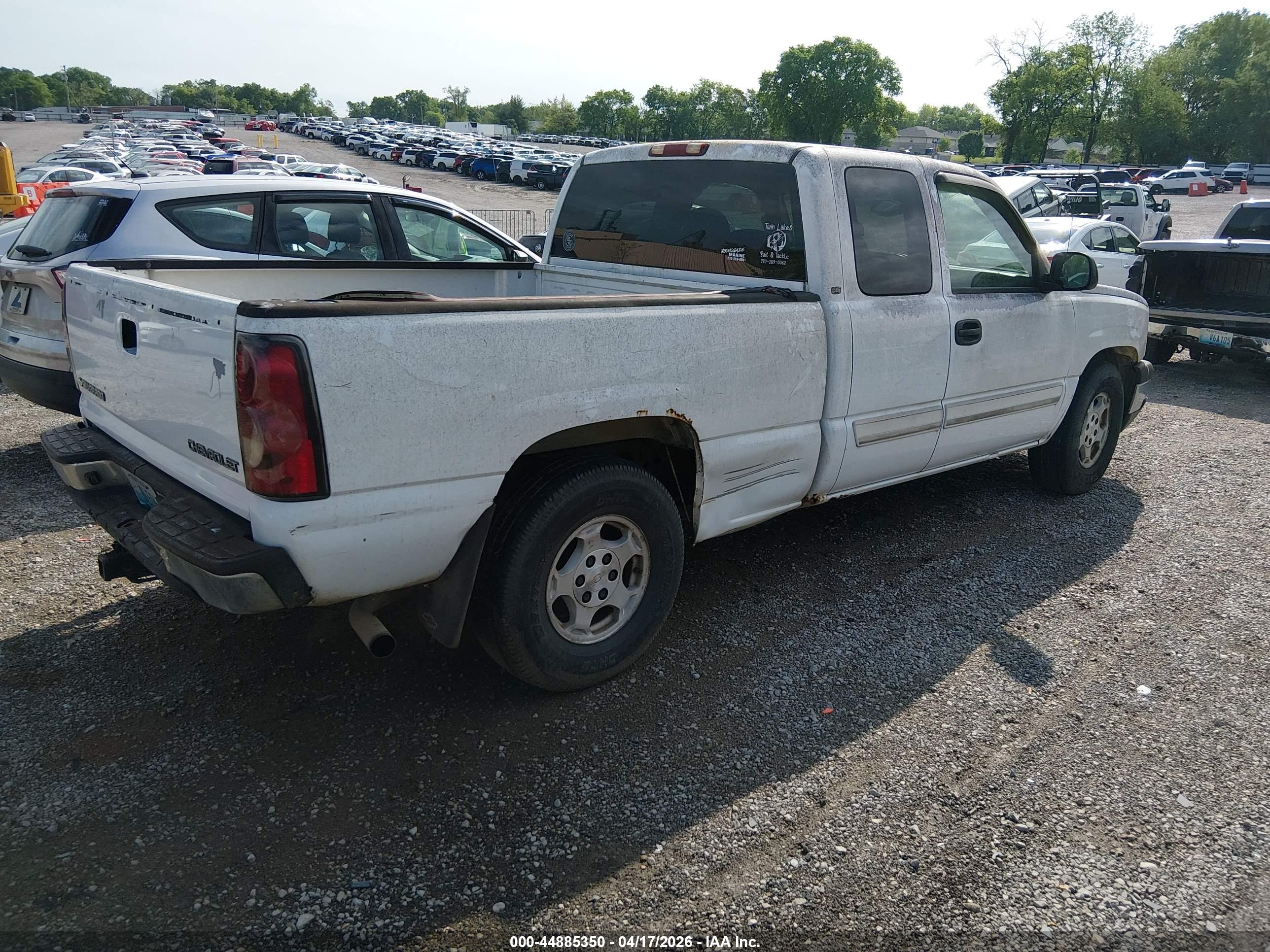 CHEVROLET SILVERADO image 4