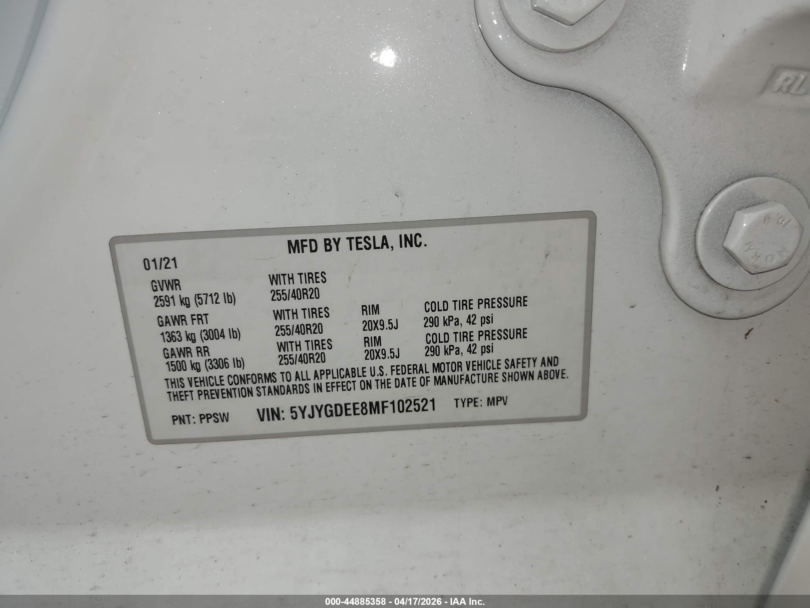 TESLA MODEL image 9