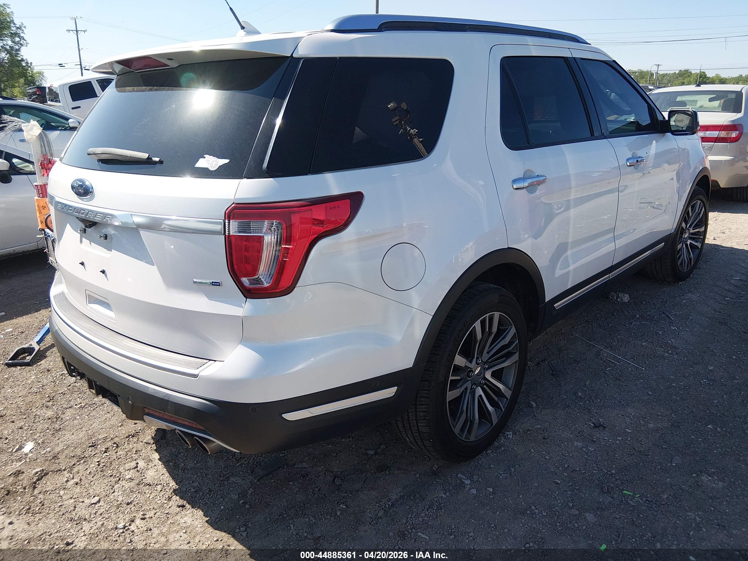 FORD EXPLORER image 4