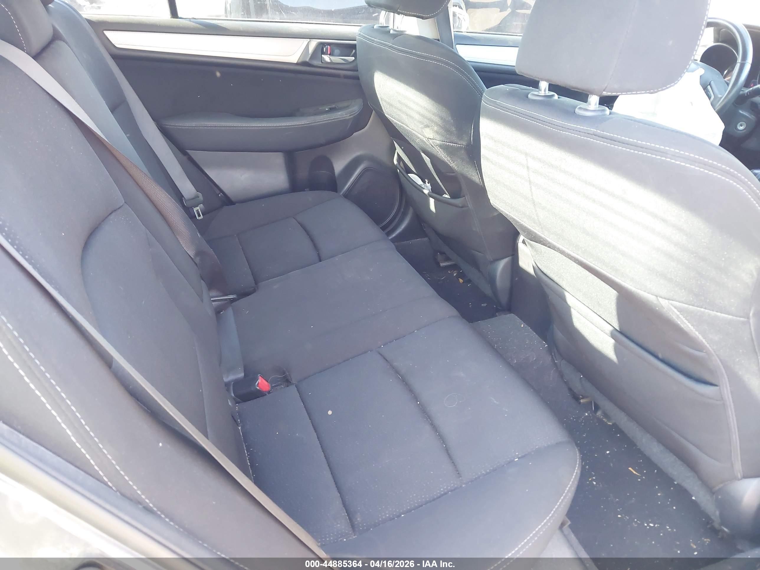SUBARU LEGACY image 8