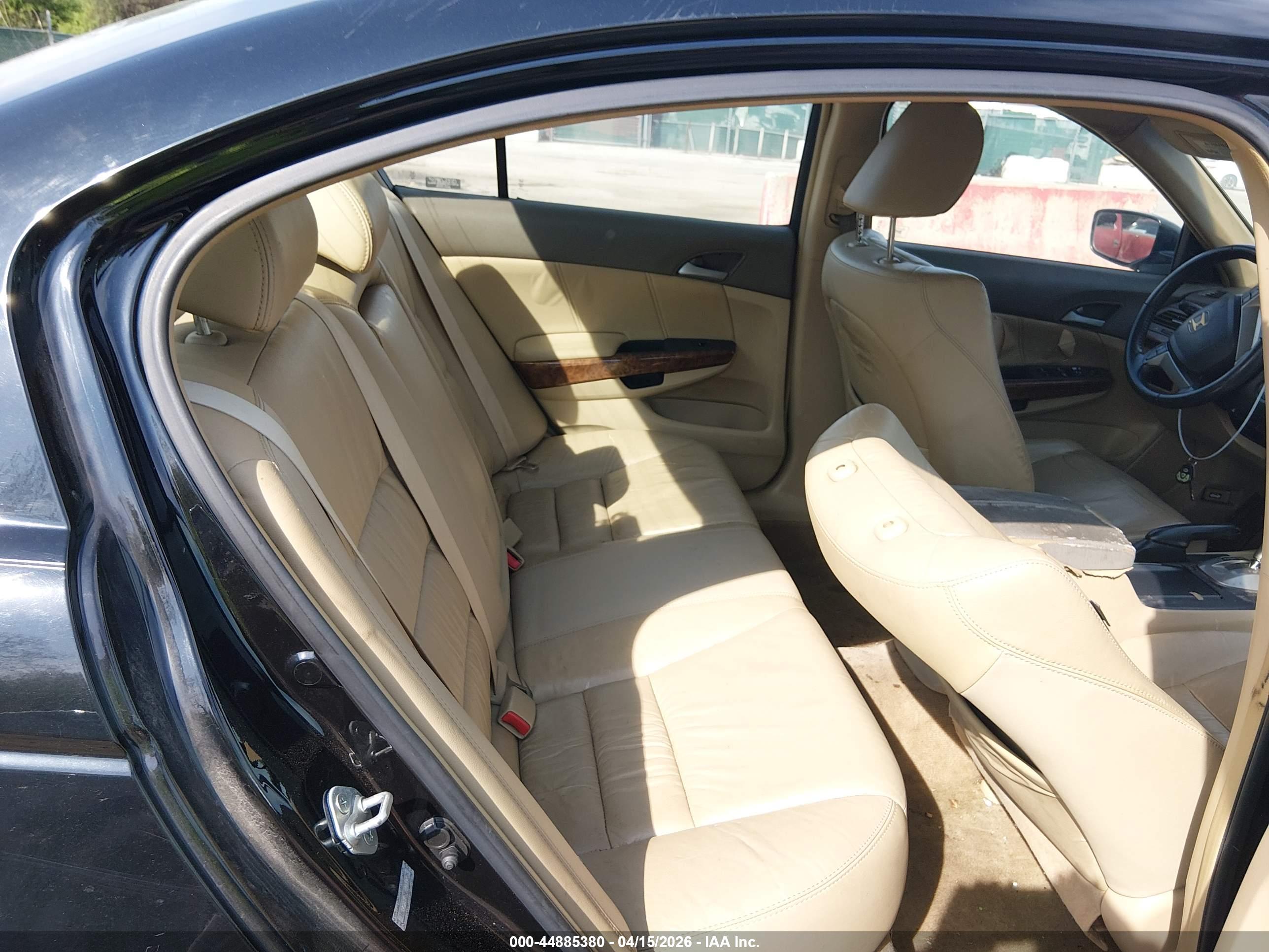 HONDA ACCORD image 8
