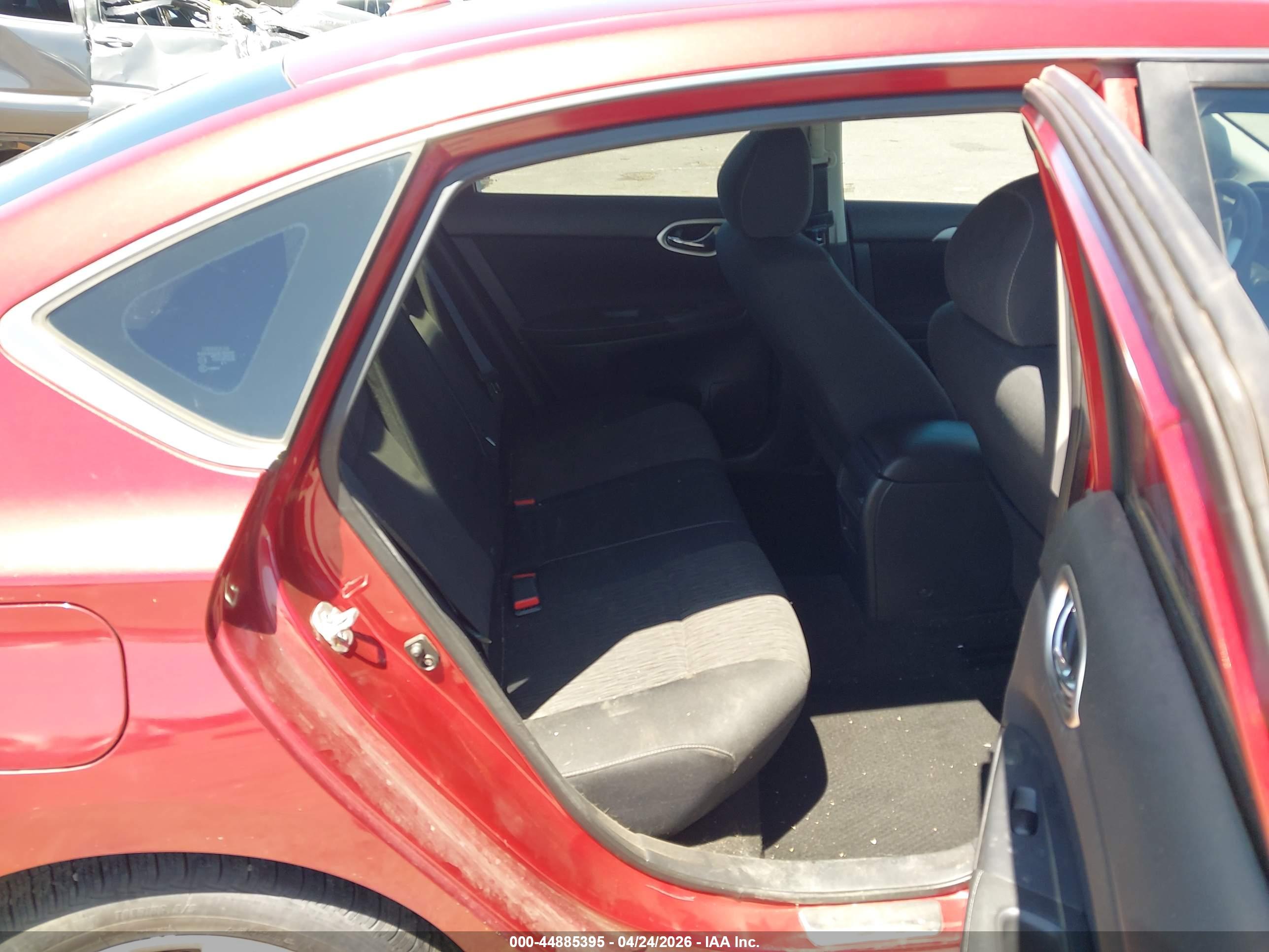 NISSAN SENTRA image 8