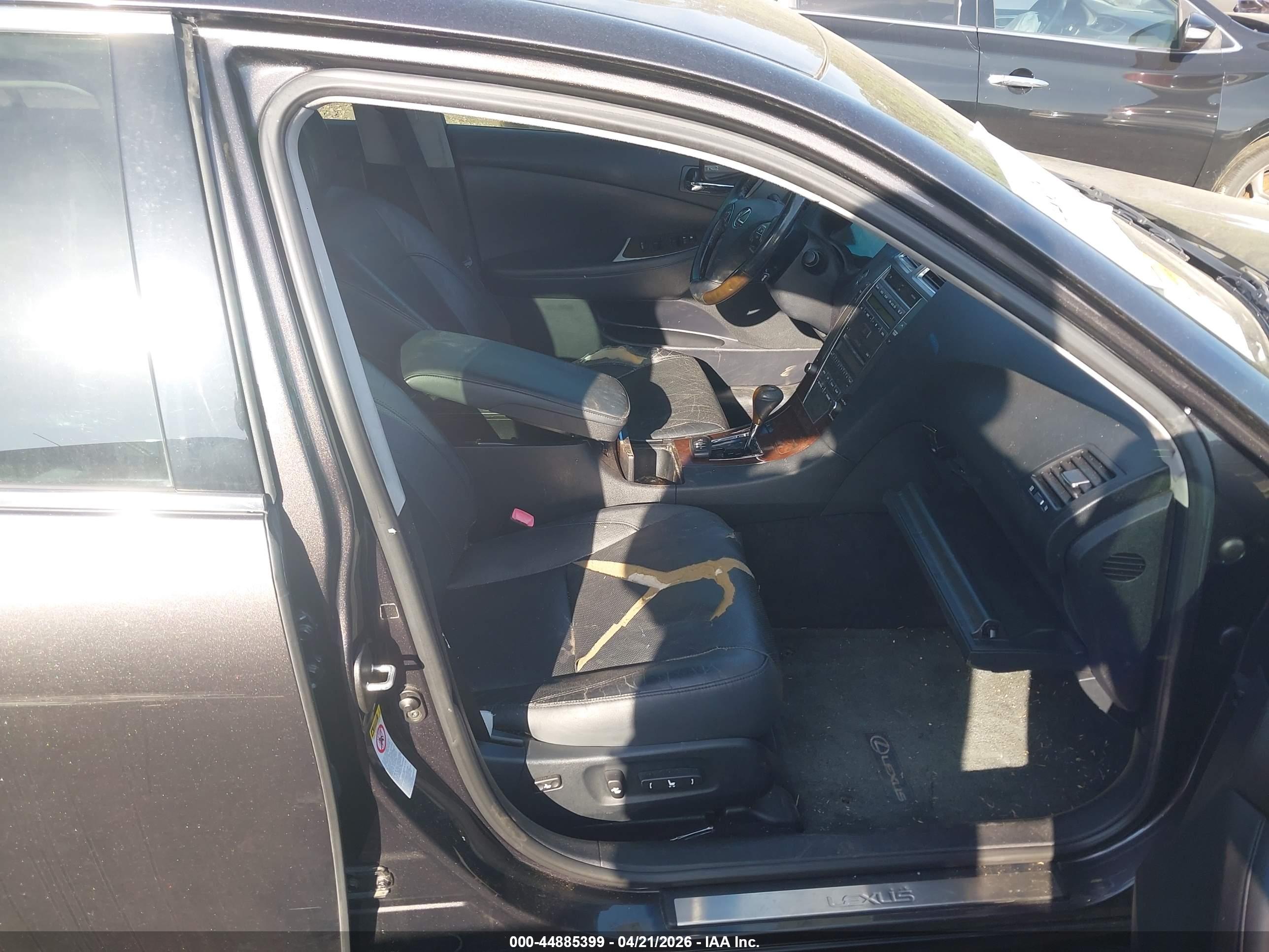 LEXUS ES image 5