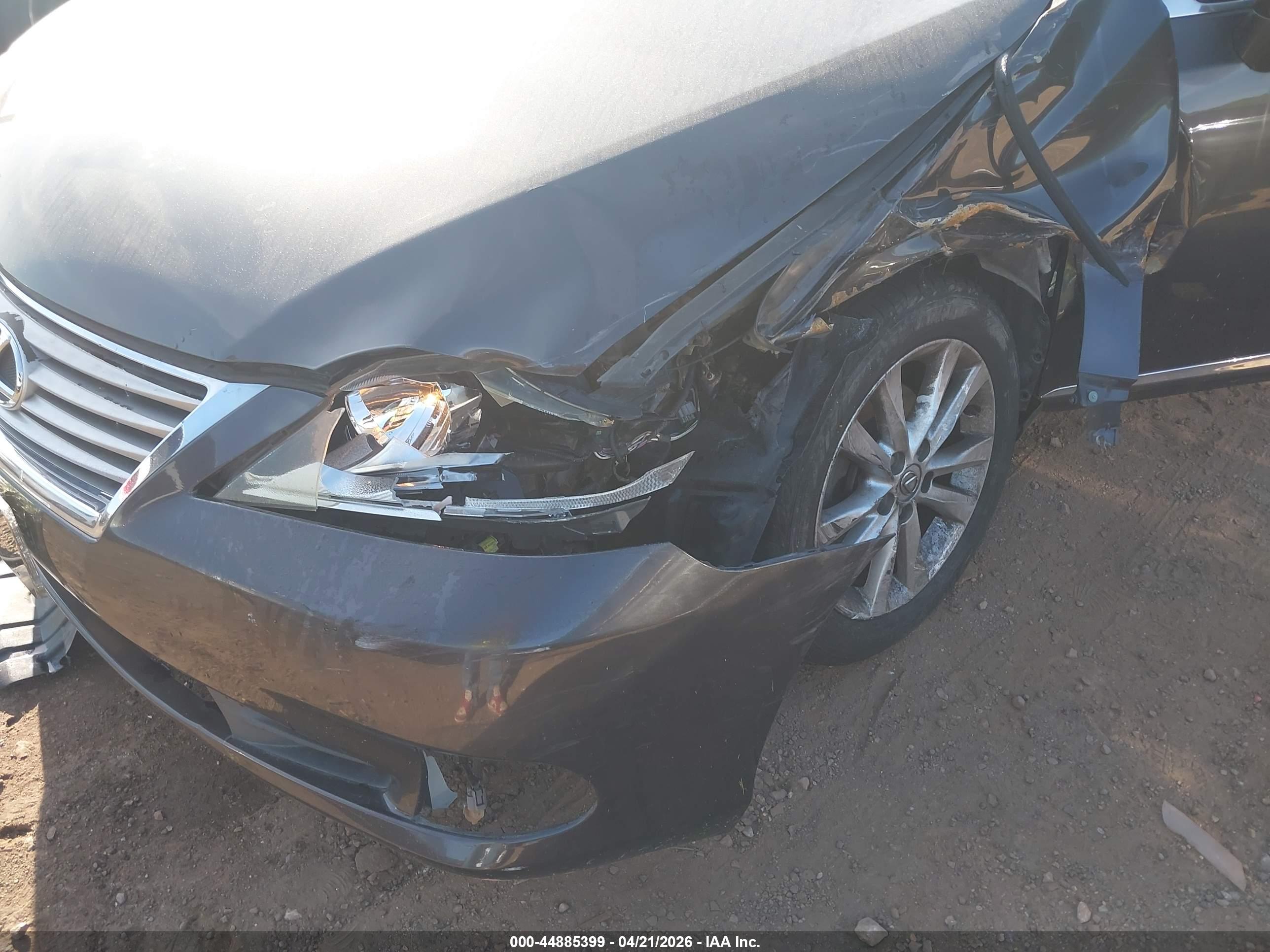 LEXUS ES image 6