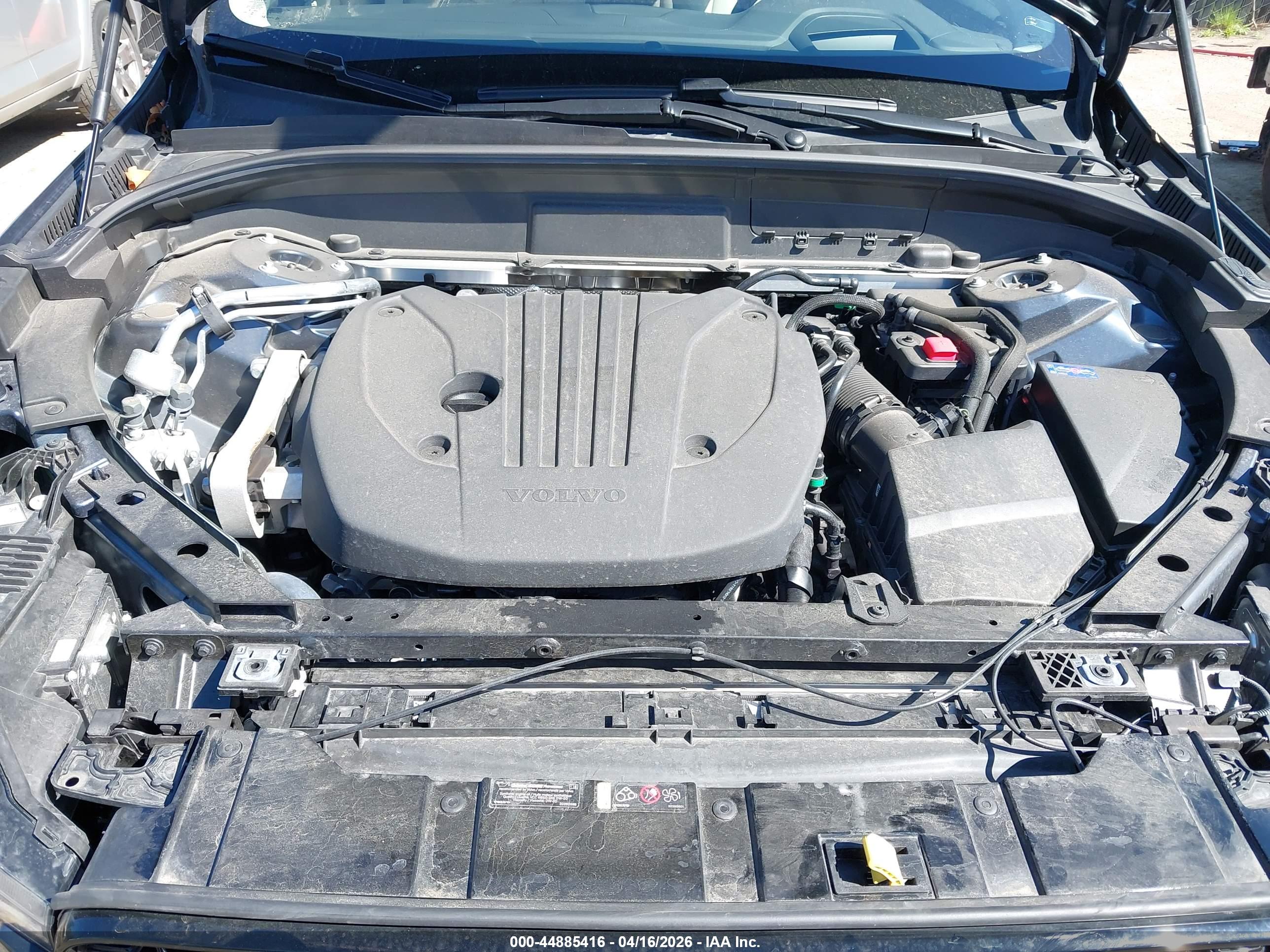 VOLVO XC60 image 10