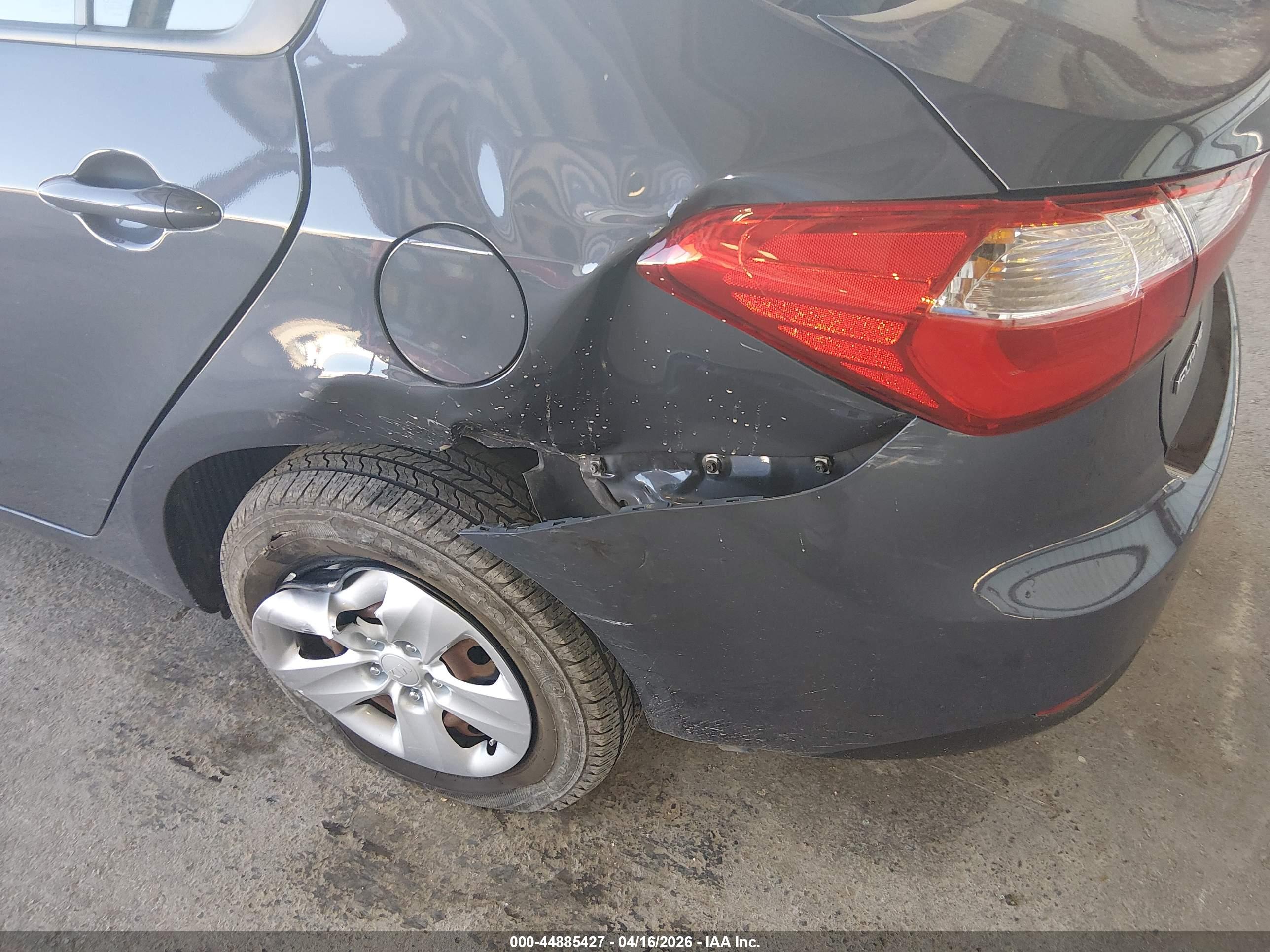 KIA FORTE image 6