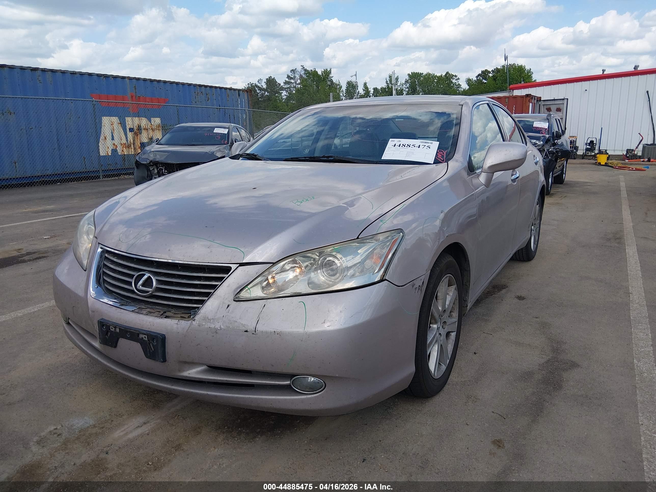 LEXUS ES image 6