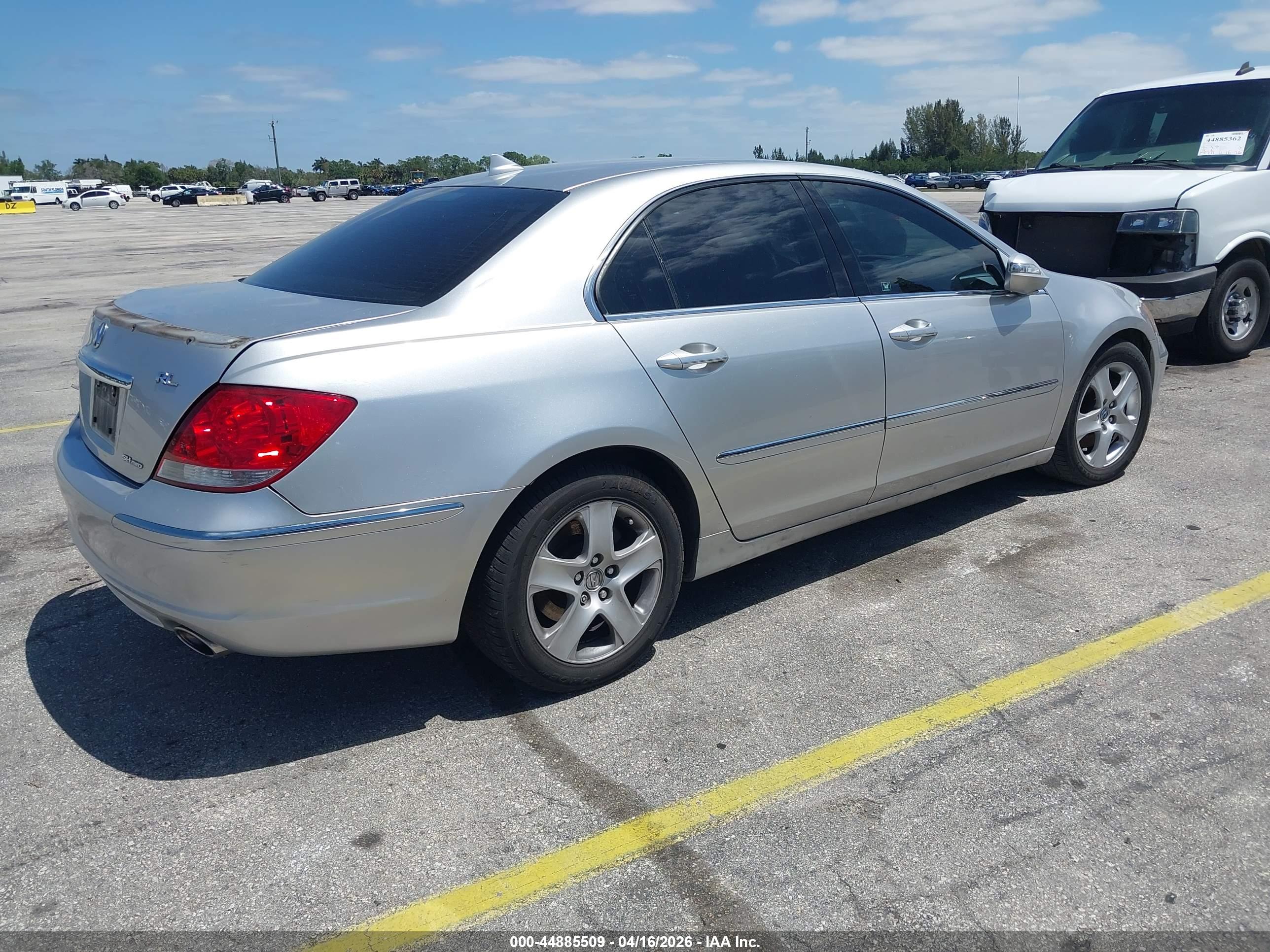 ACURA RL image 4