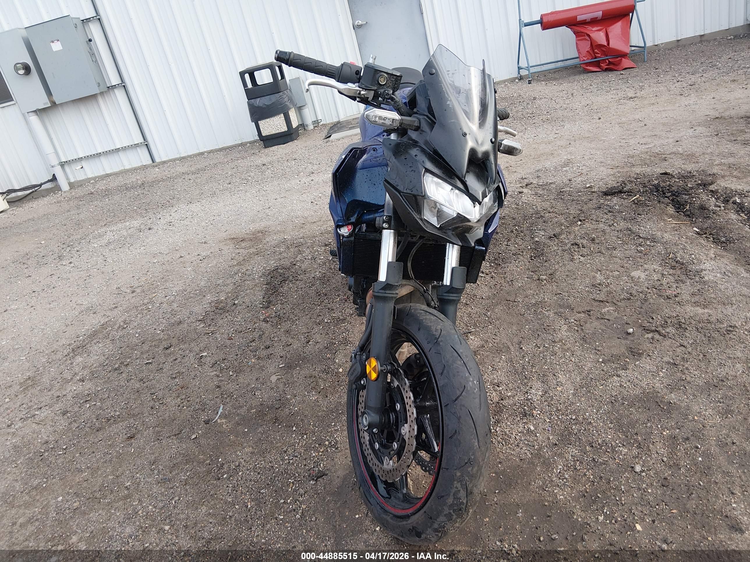 KAWASAKI ER650 image 5