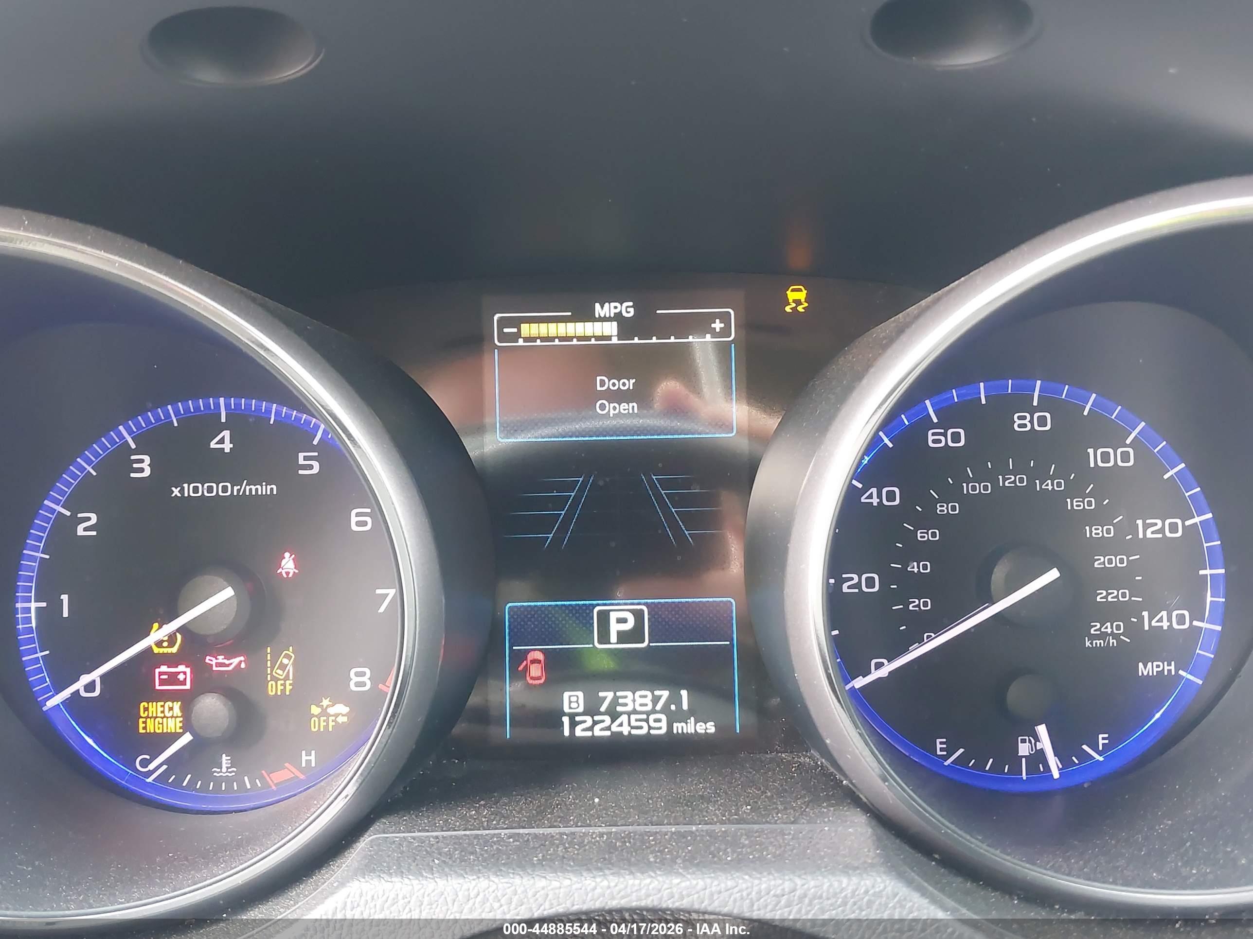 SUBARU OUTBACK image 7