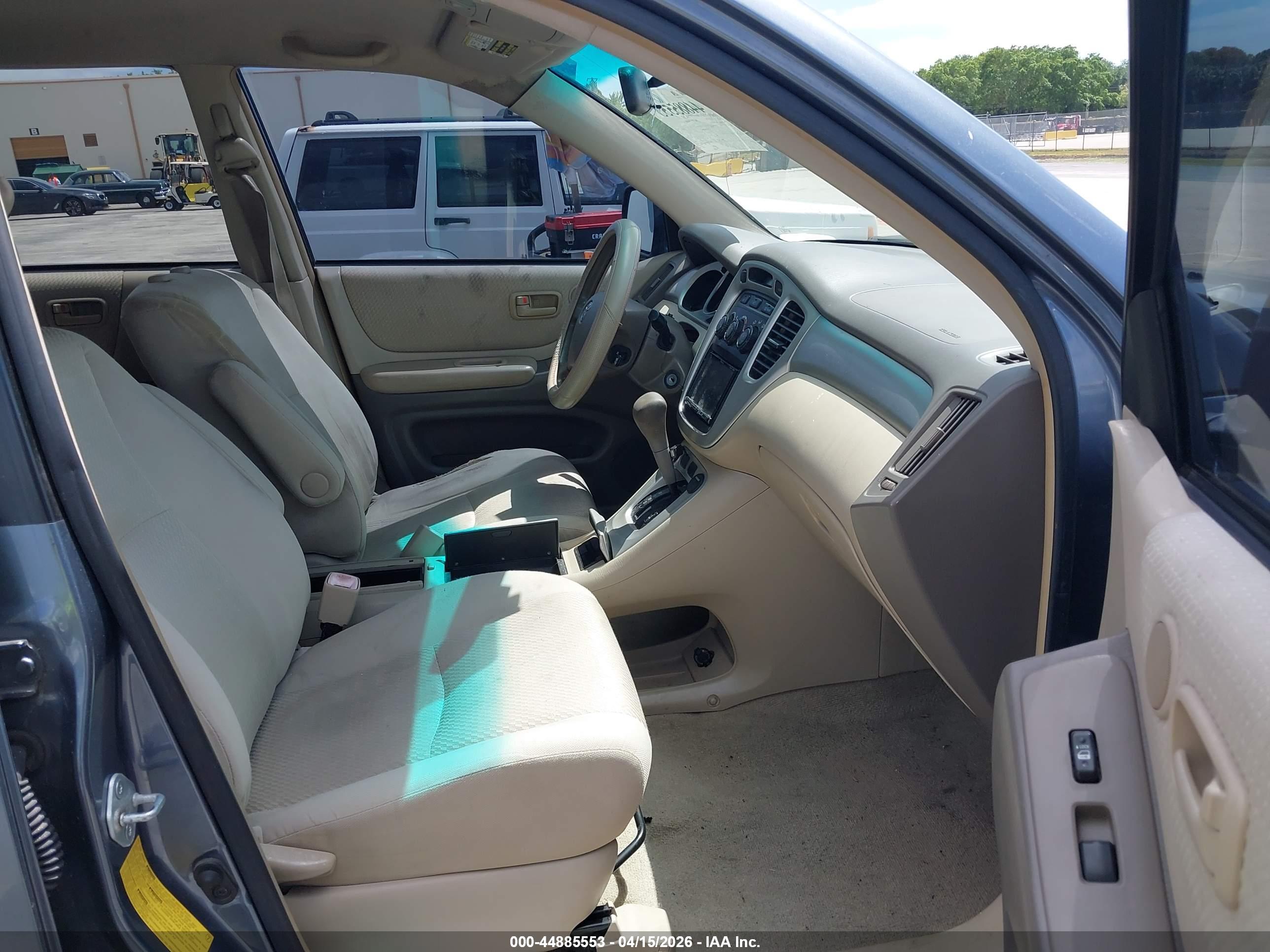 TOYOTA HIGHLANDER image 5