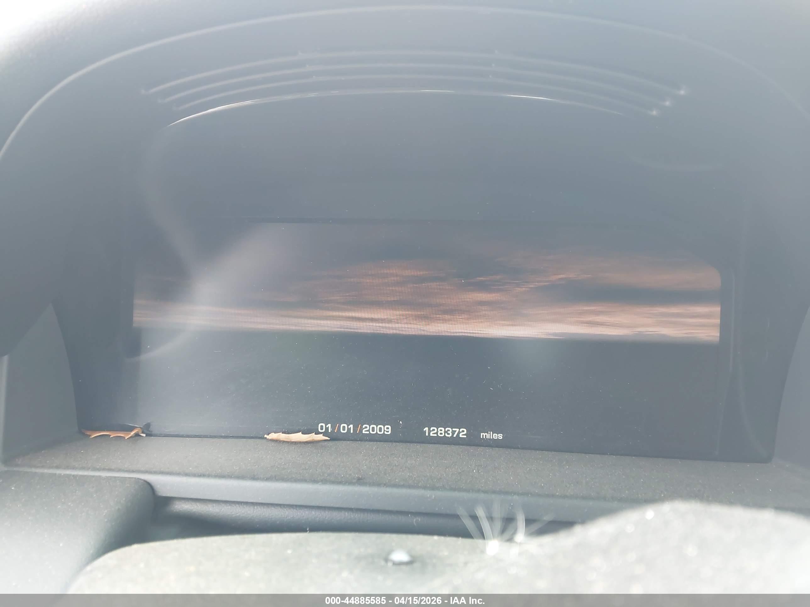 LAND ROVER image 7