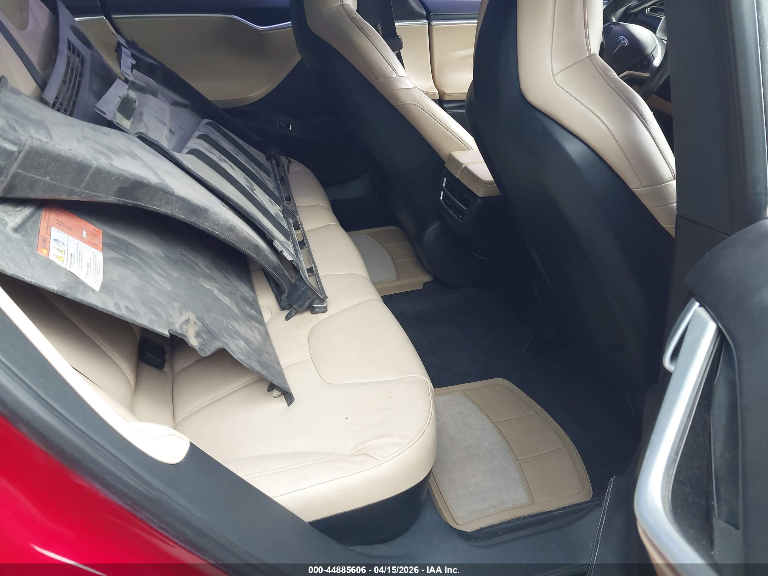 TESLA MODEL image 8