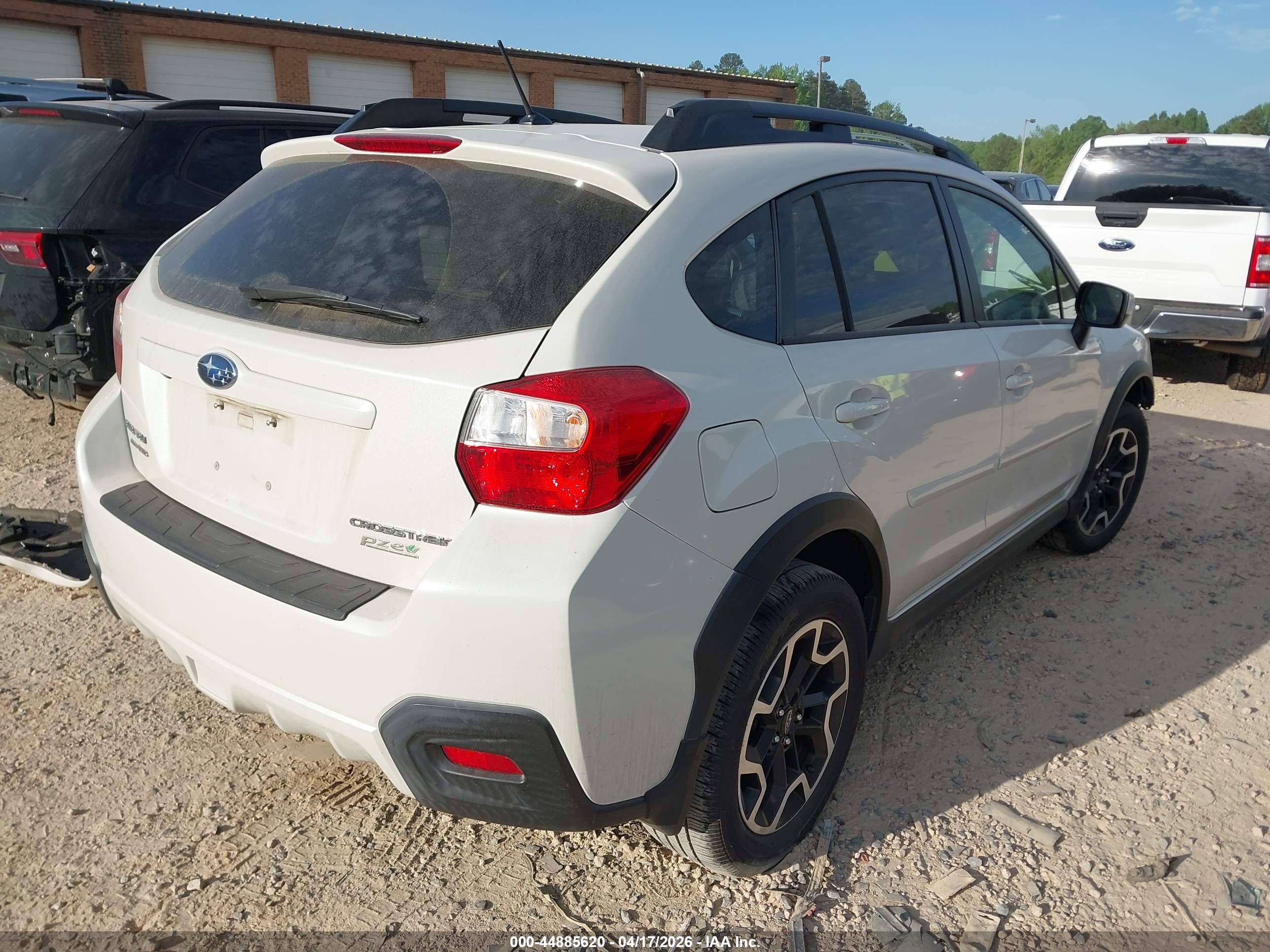 SUBARU CROSSTREK image 4