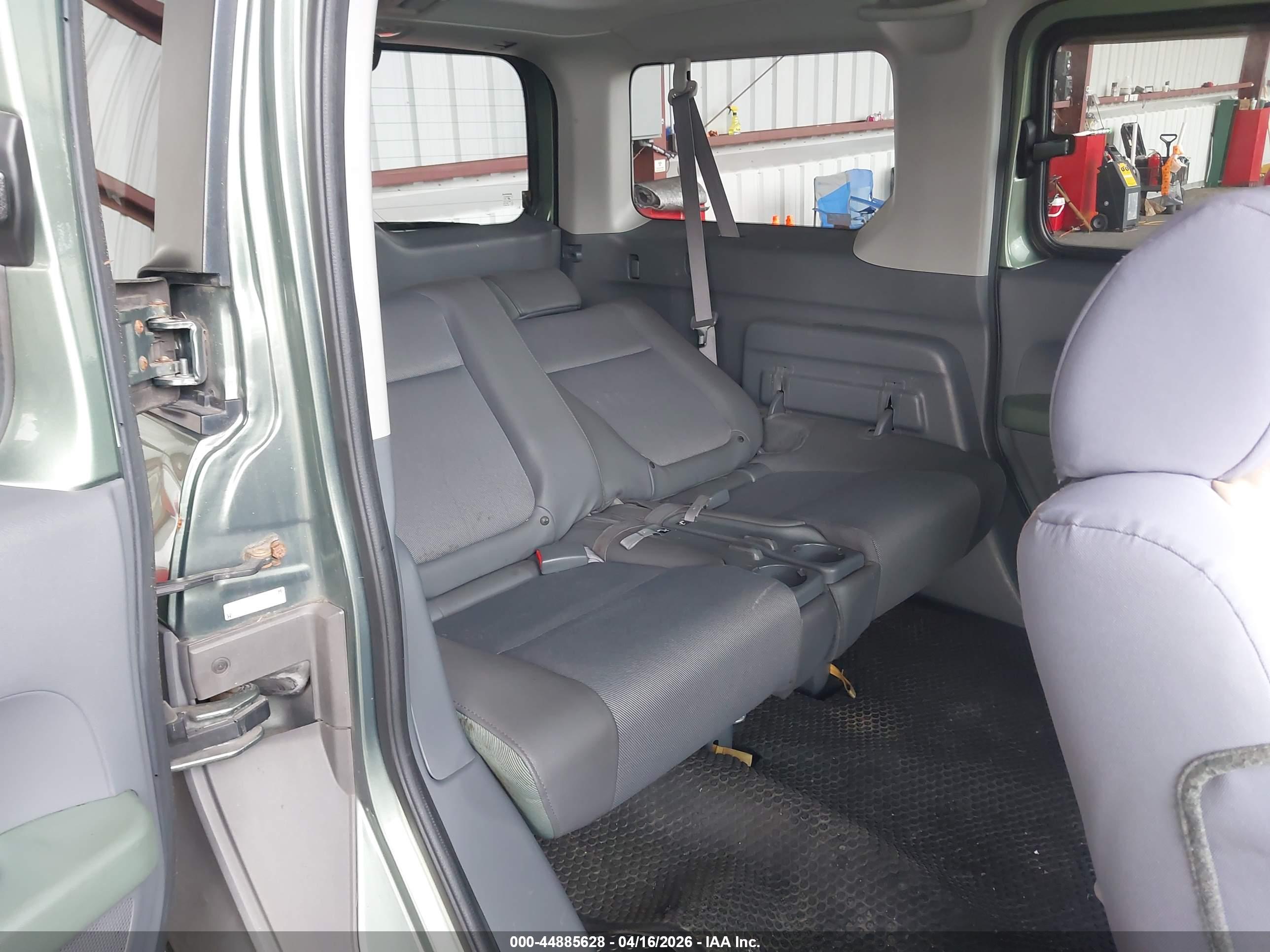 HONDA ELEMENT image 8
