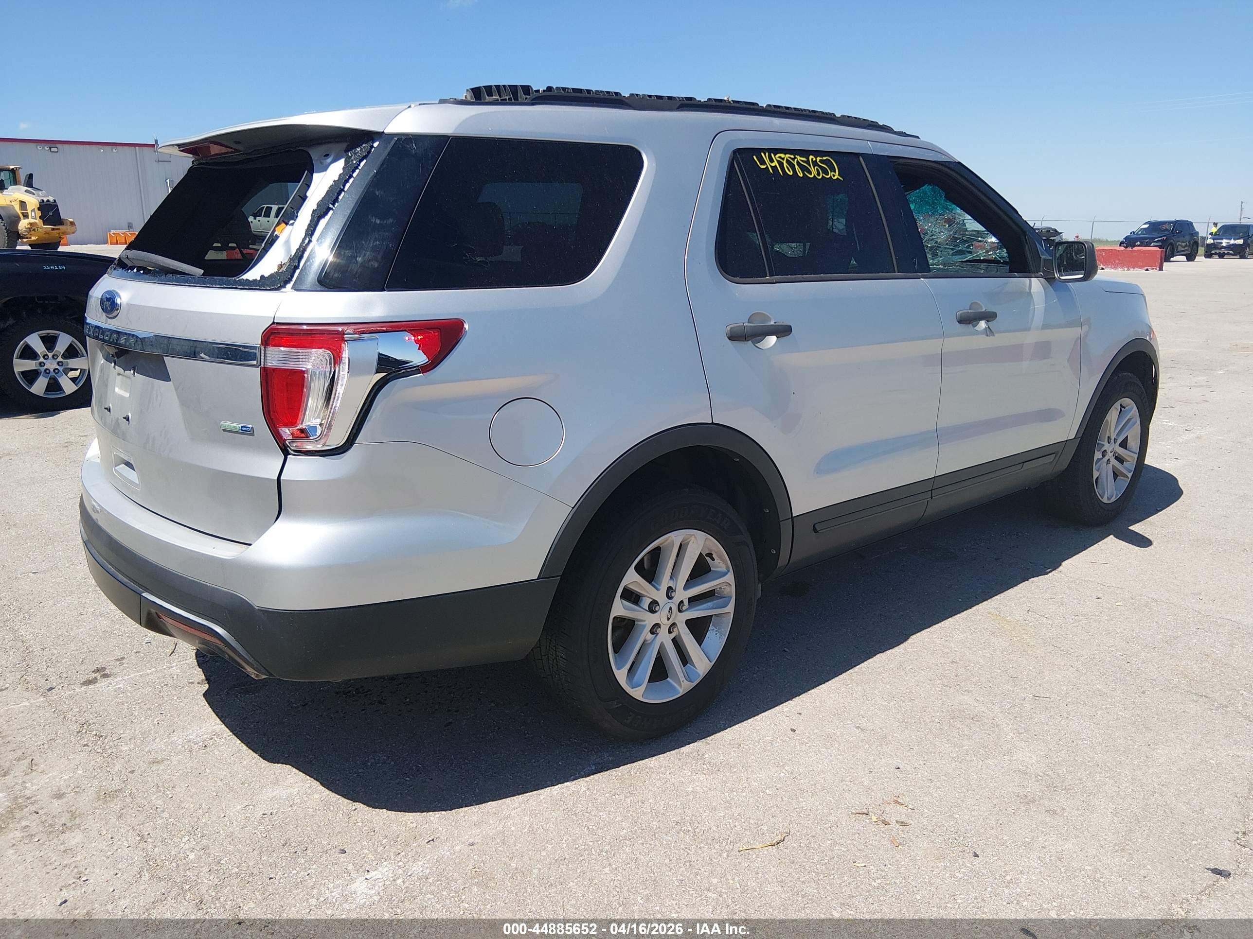 FORD EXPLORER image 4