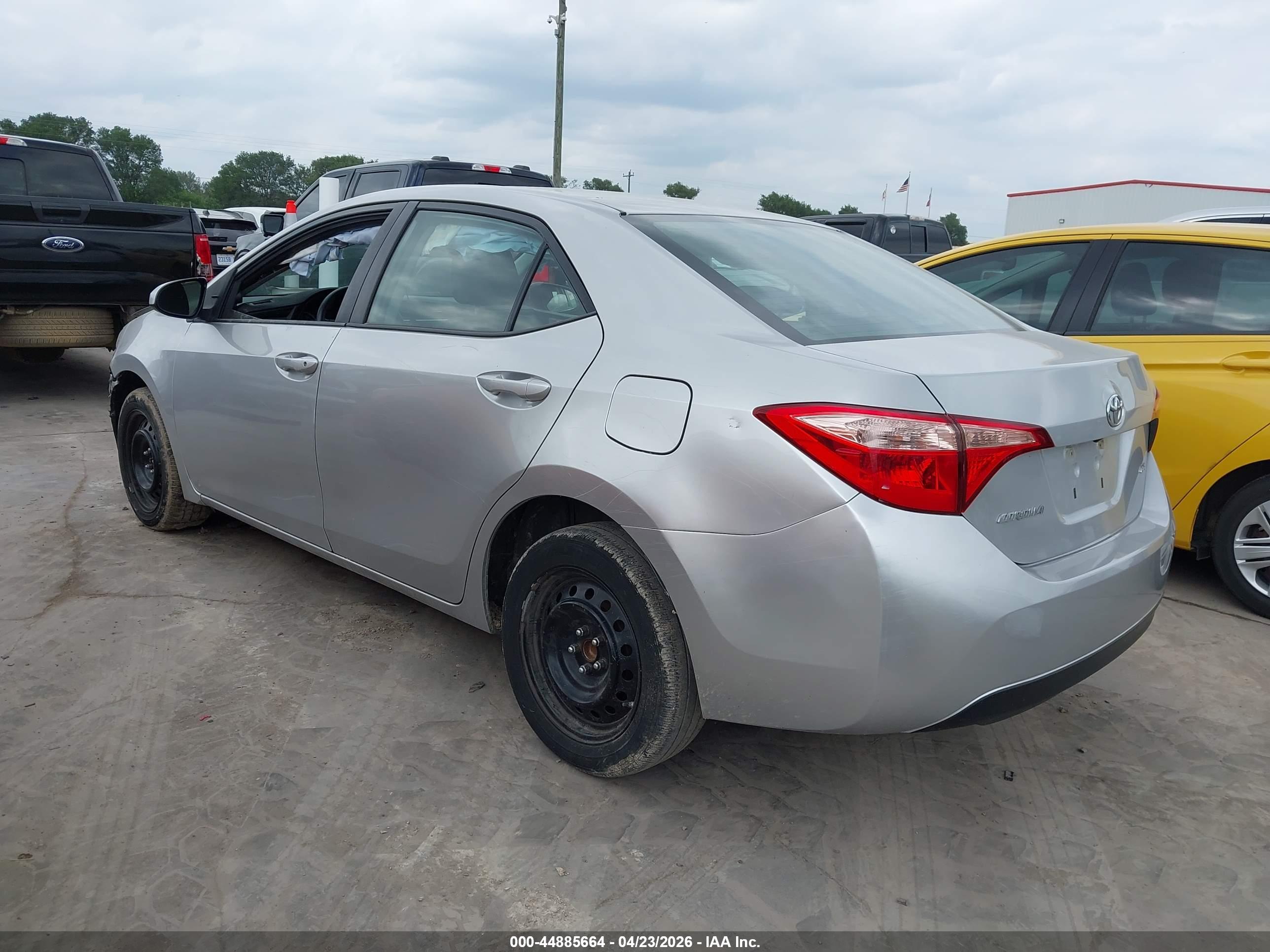 TOYOTA COROLLA image 3