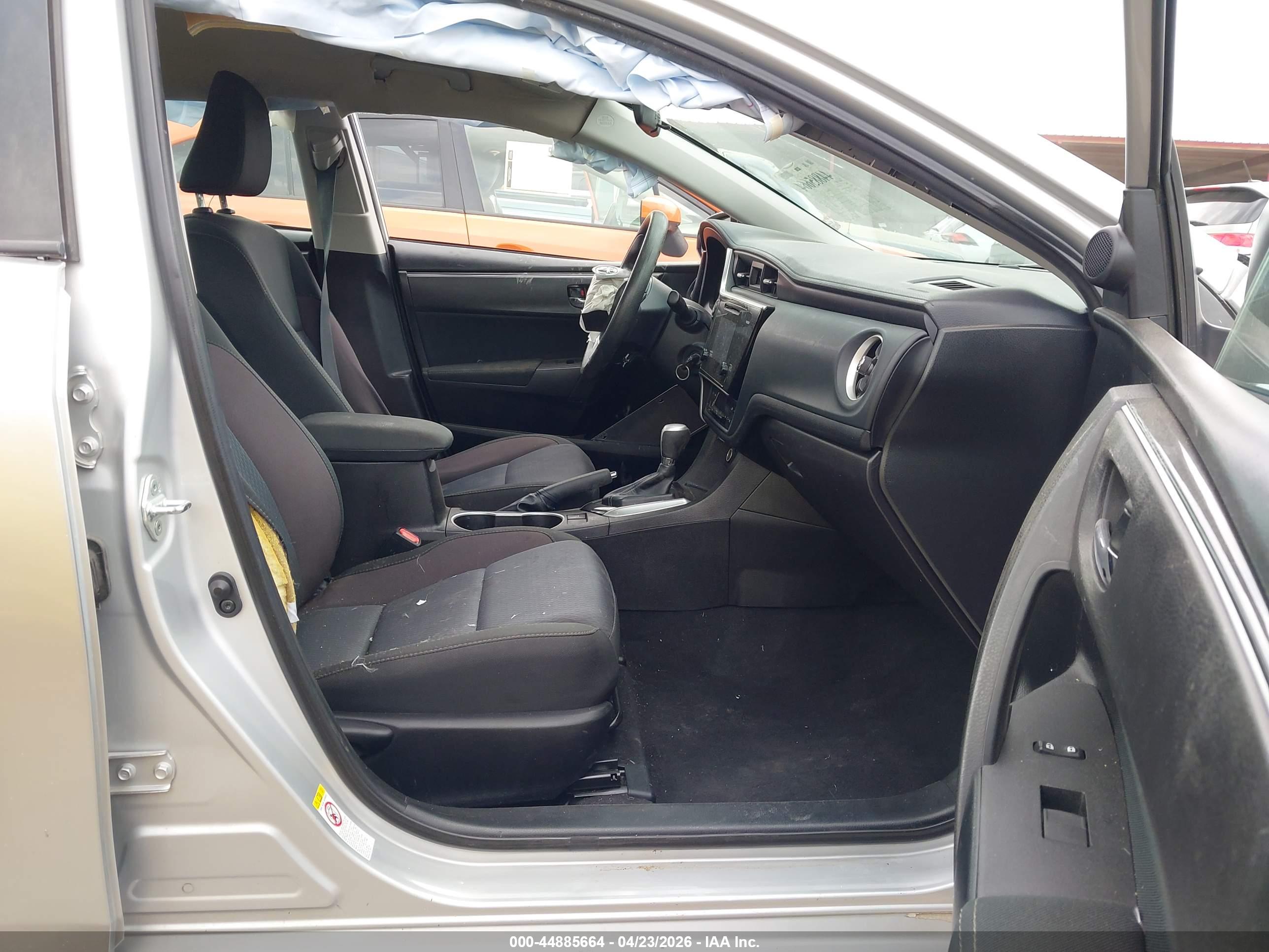 TOYOTA COROLLA image 5
