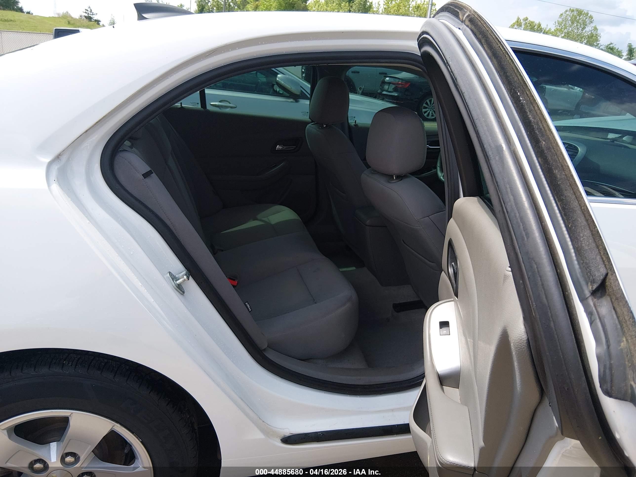 CHEVROLET MALIBU image 8