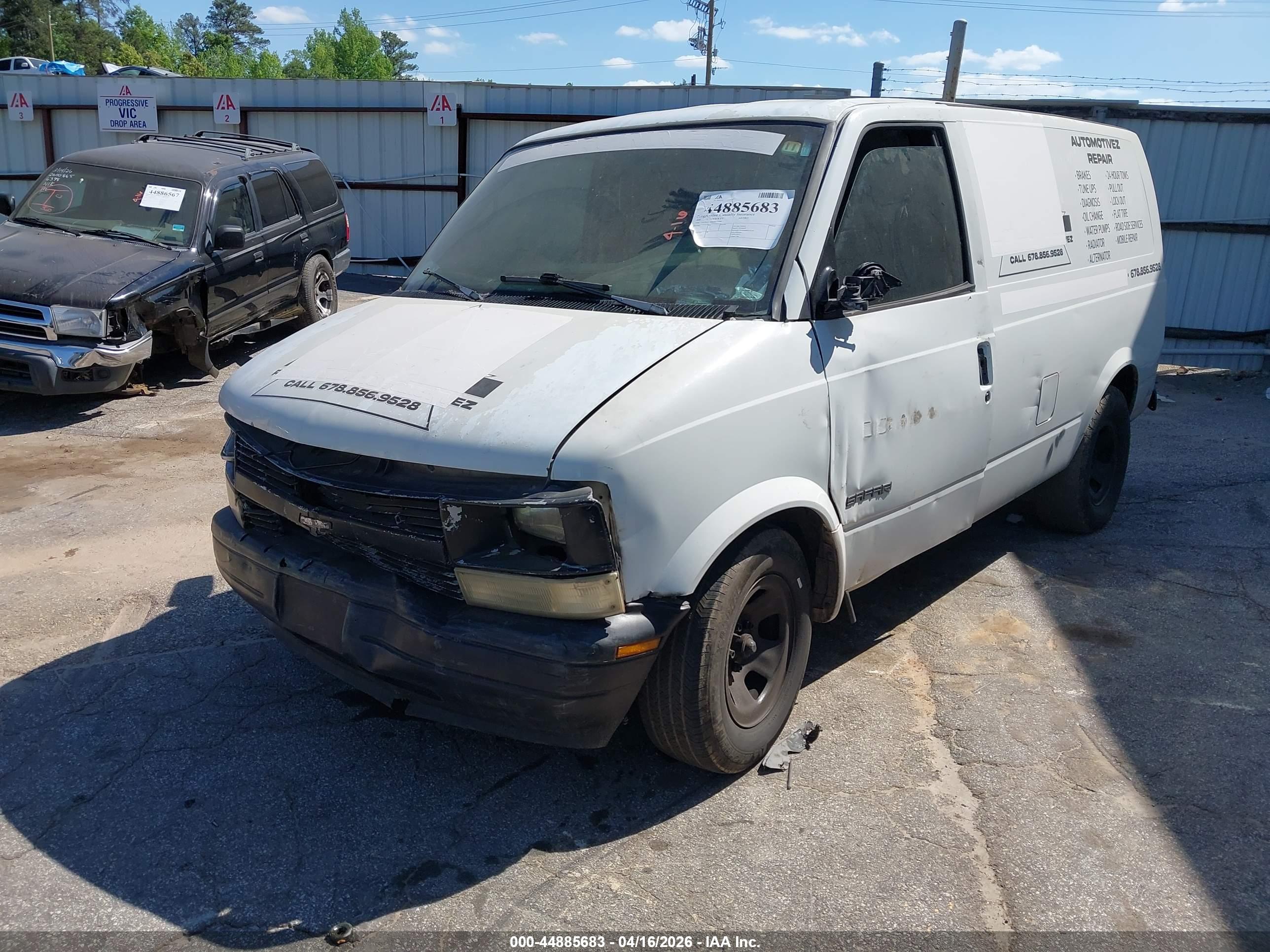 CHEVROLET ASTRO image 2