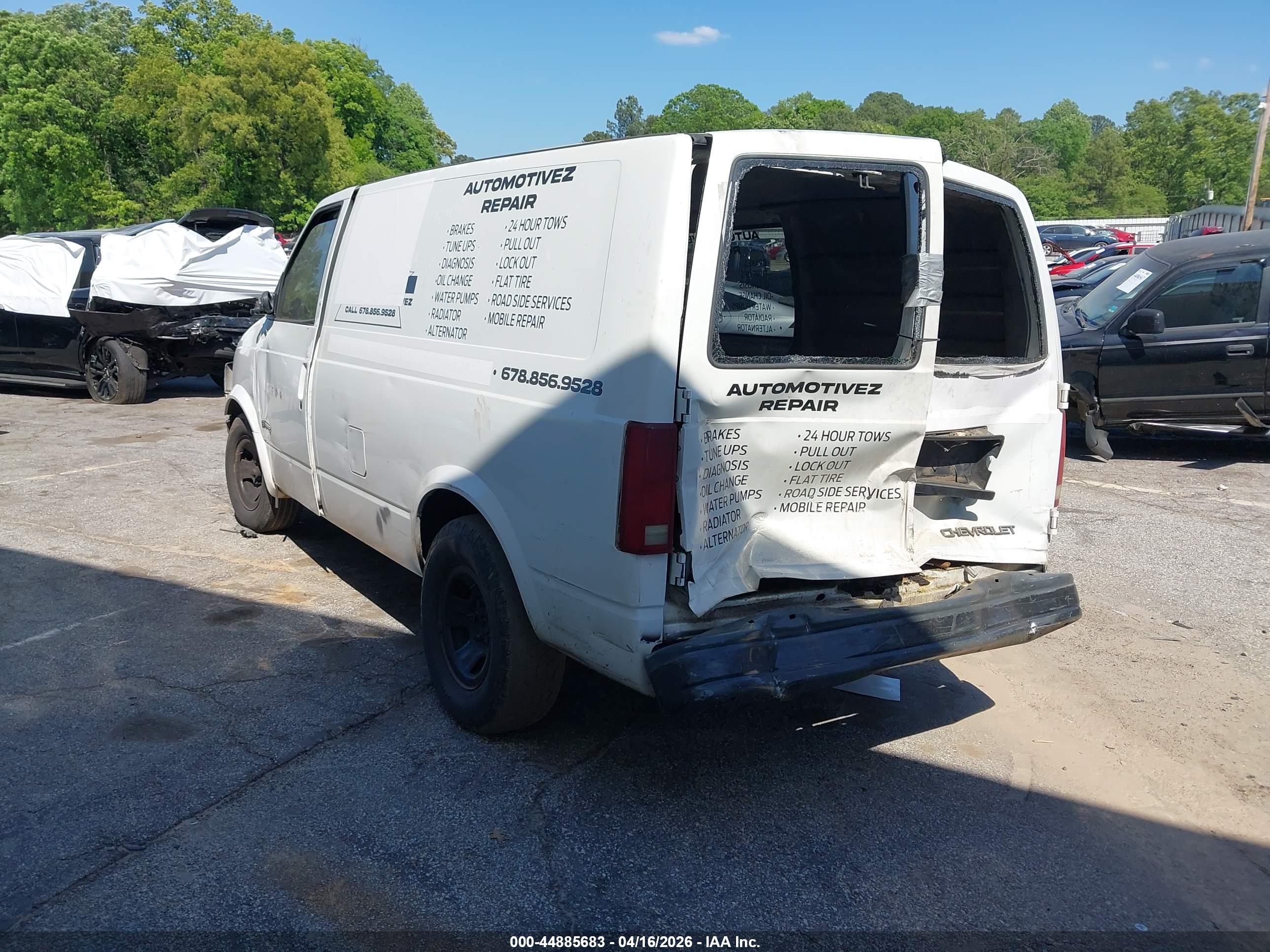 CHEVROLET ASTRO image 3