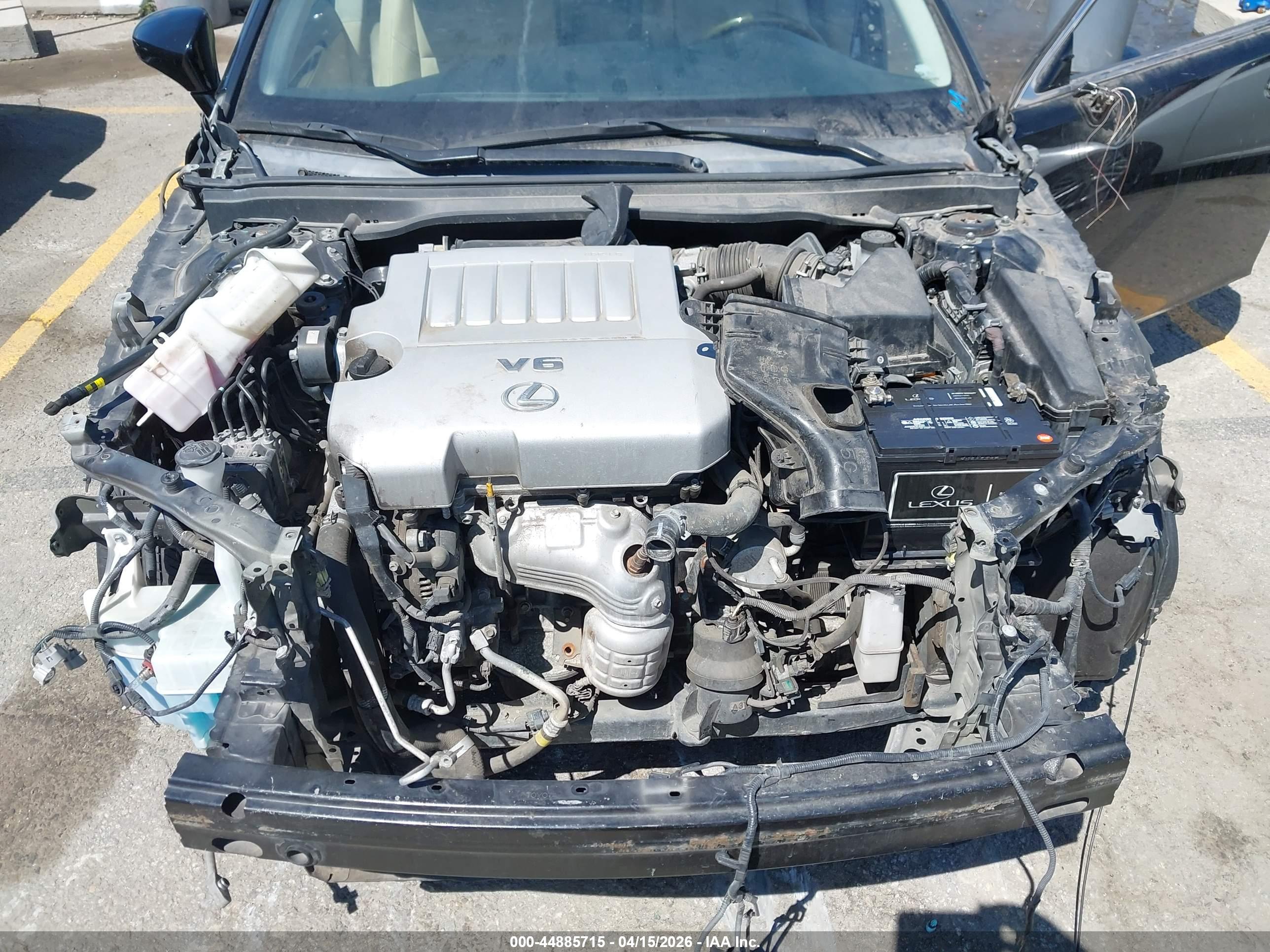 LEXUS ES image 10