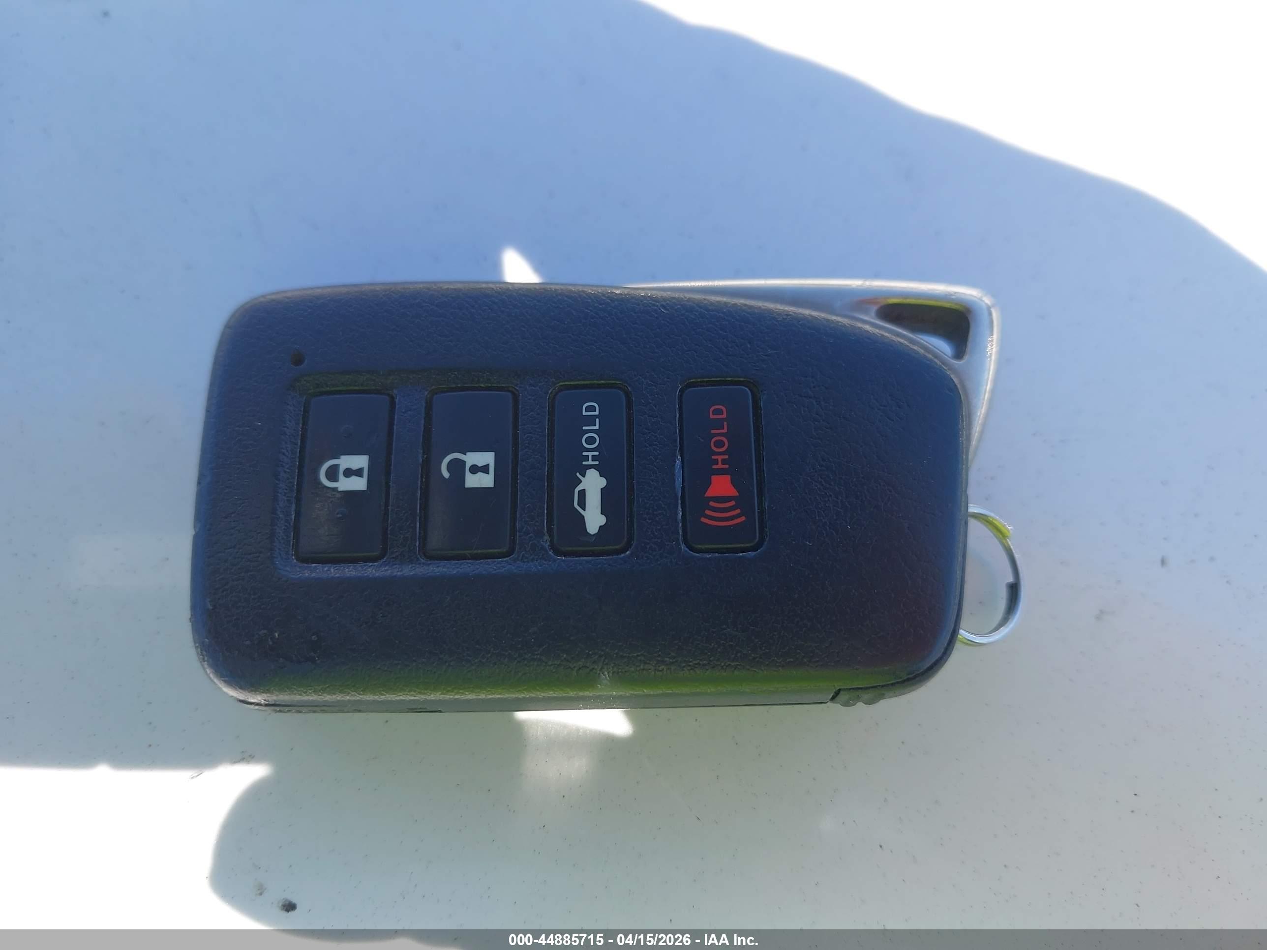 LEXUS ES image 11