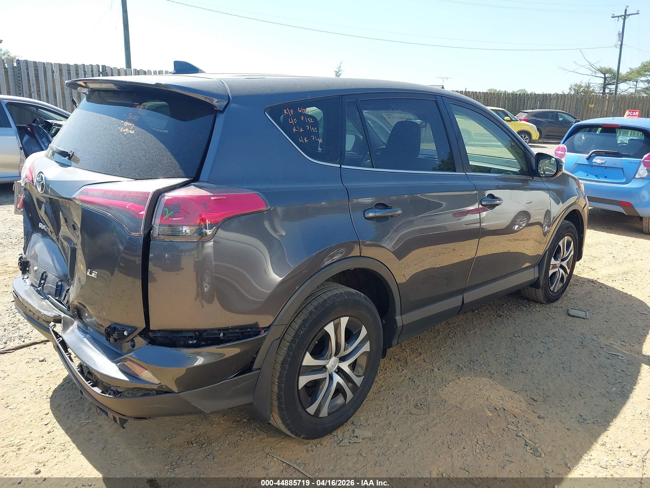 TOYOTA RAV4 image 4