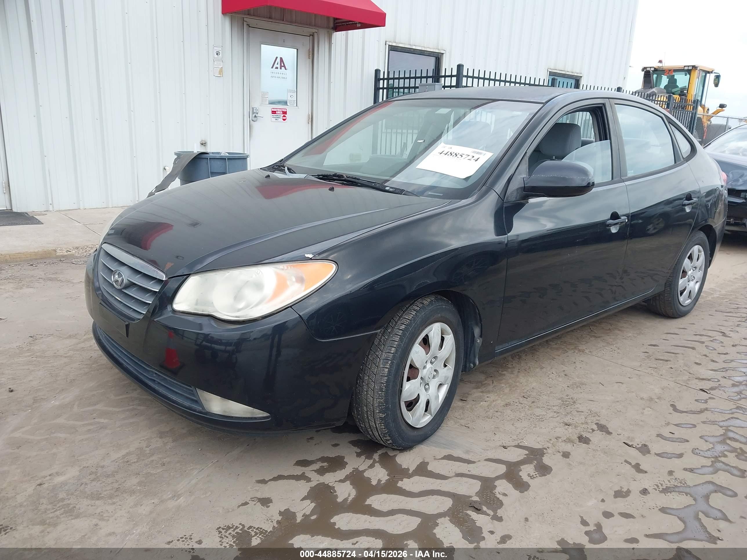 HYUNDAI ELANTRA image 2