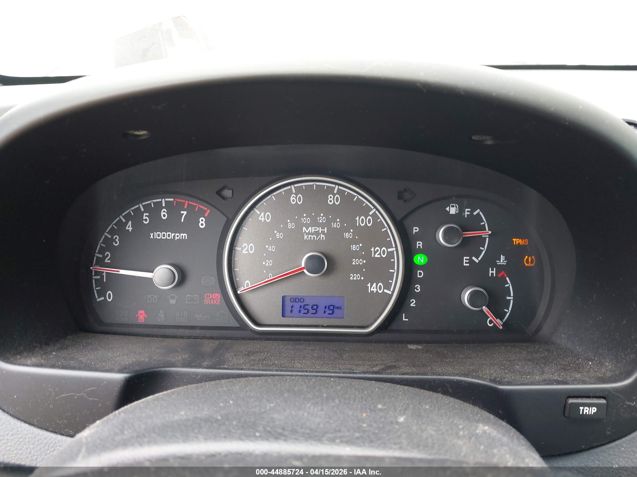 HYUNDAI ELANTRA image 7