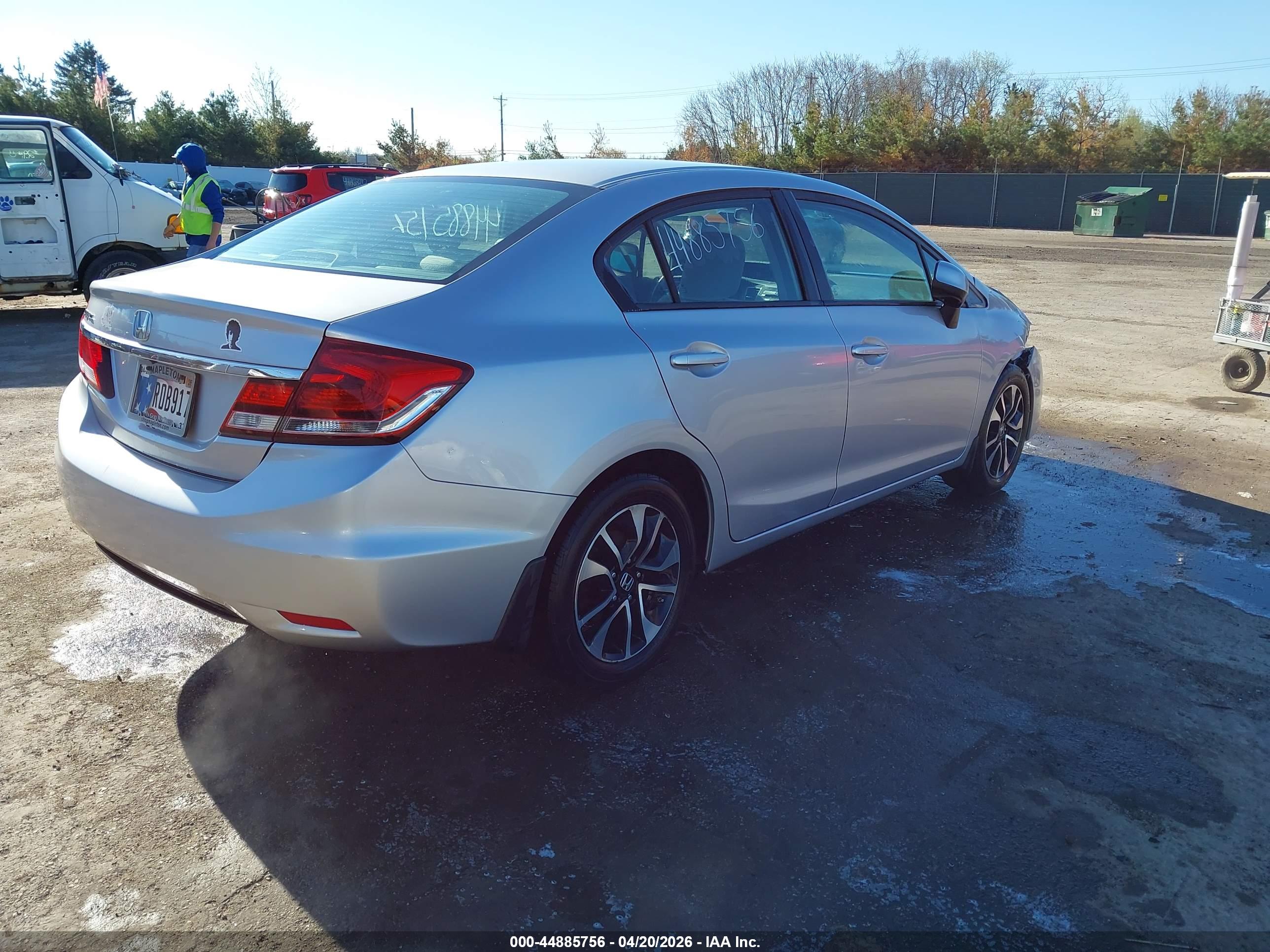 HONDA CIVIC image 4