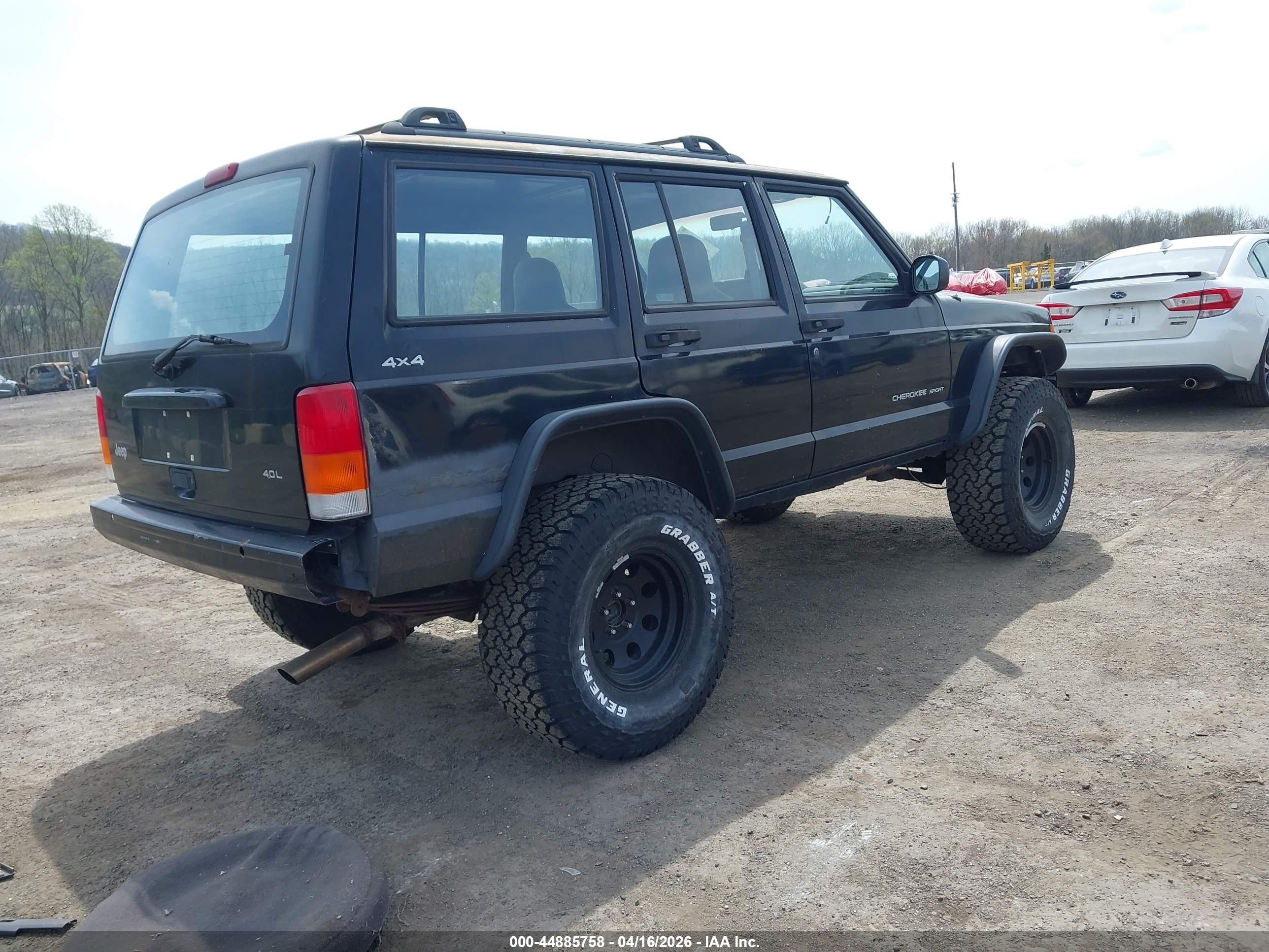 JEEP CHEROKEE image 4